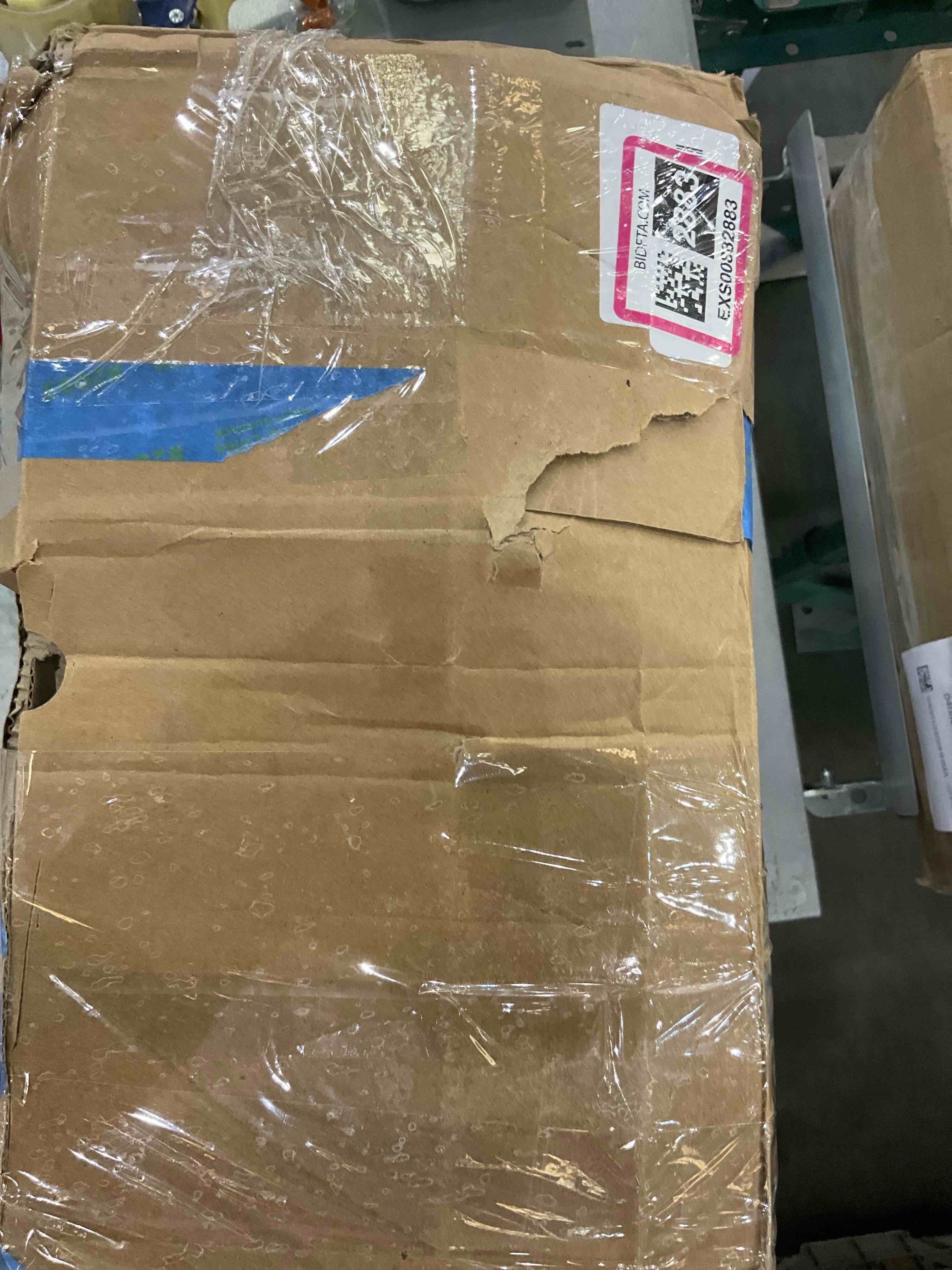 https://s3.amazonaws.com/lotting-images-prod/bidfta/EXS00882883_1702049233360.jpeg
