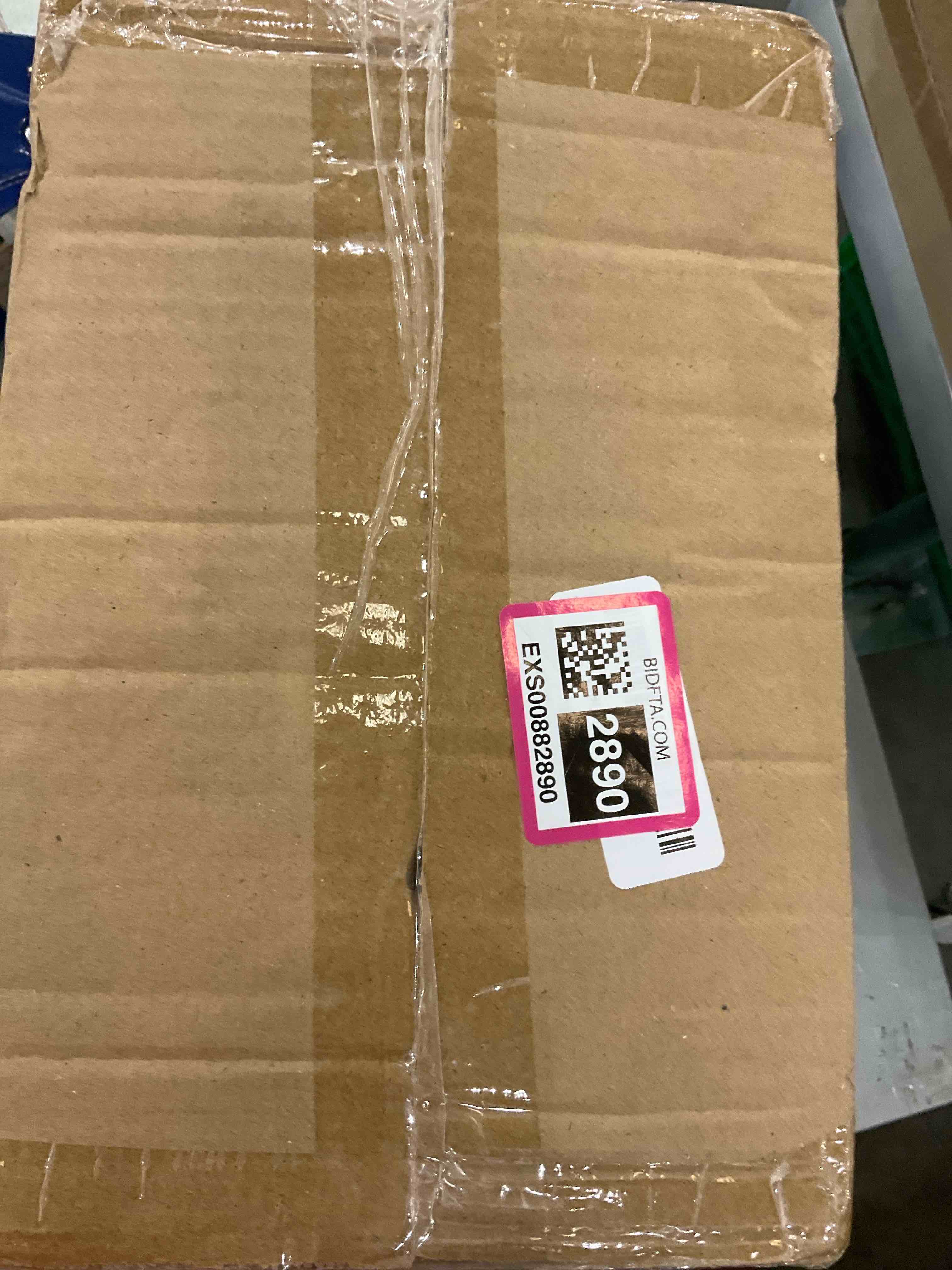https://s3.amazonaws.com/lotting-images-prod/bidfta/EXS00882890_1702050018372.jpeg