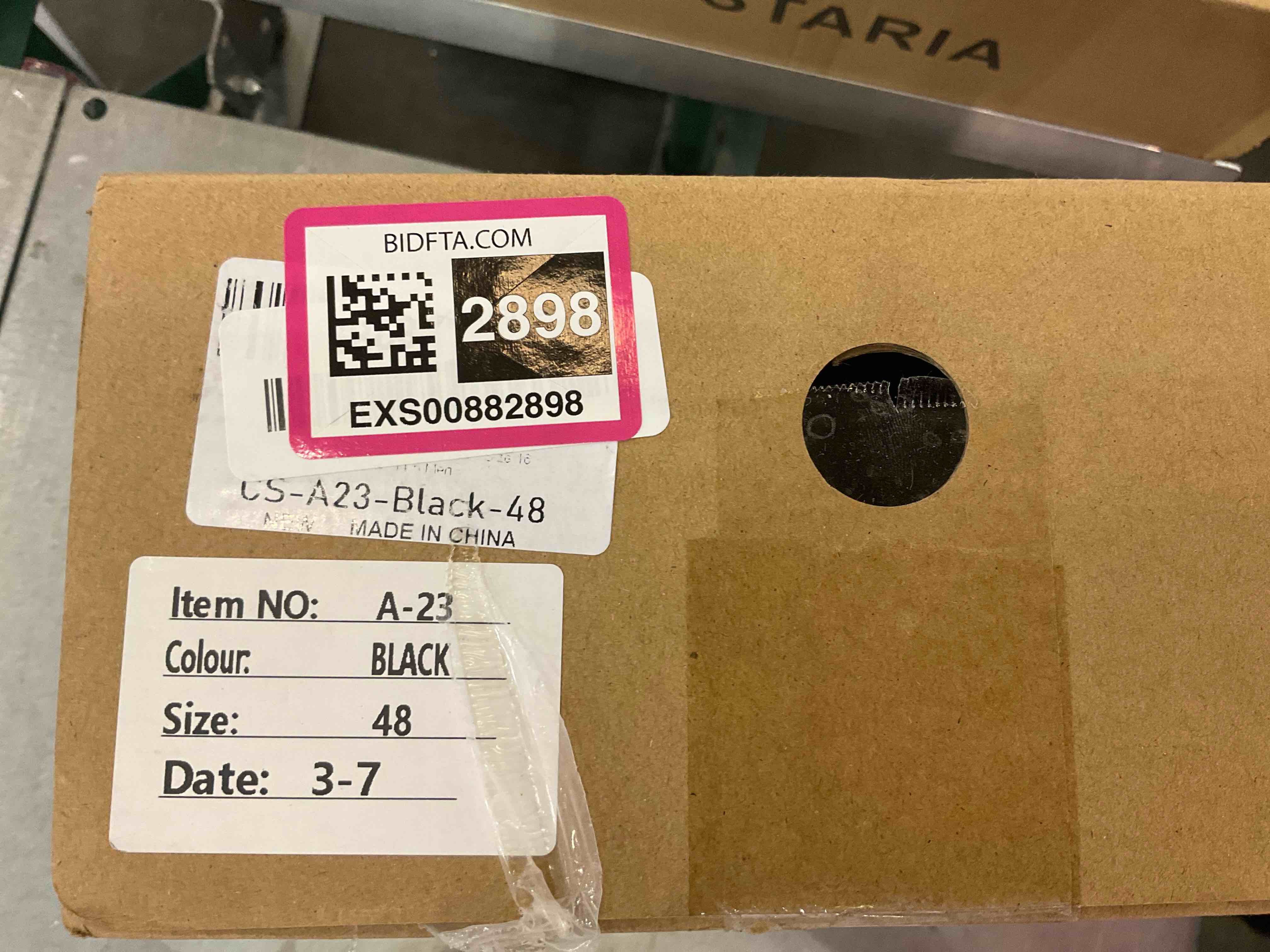 https://s3.amazonaws.com/lotting-images-prod/bidfta/EXS00882898_1702050758052.jpeg