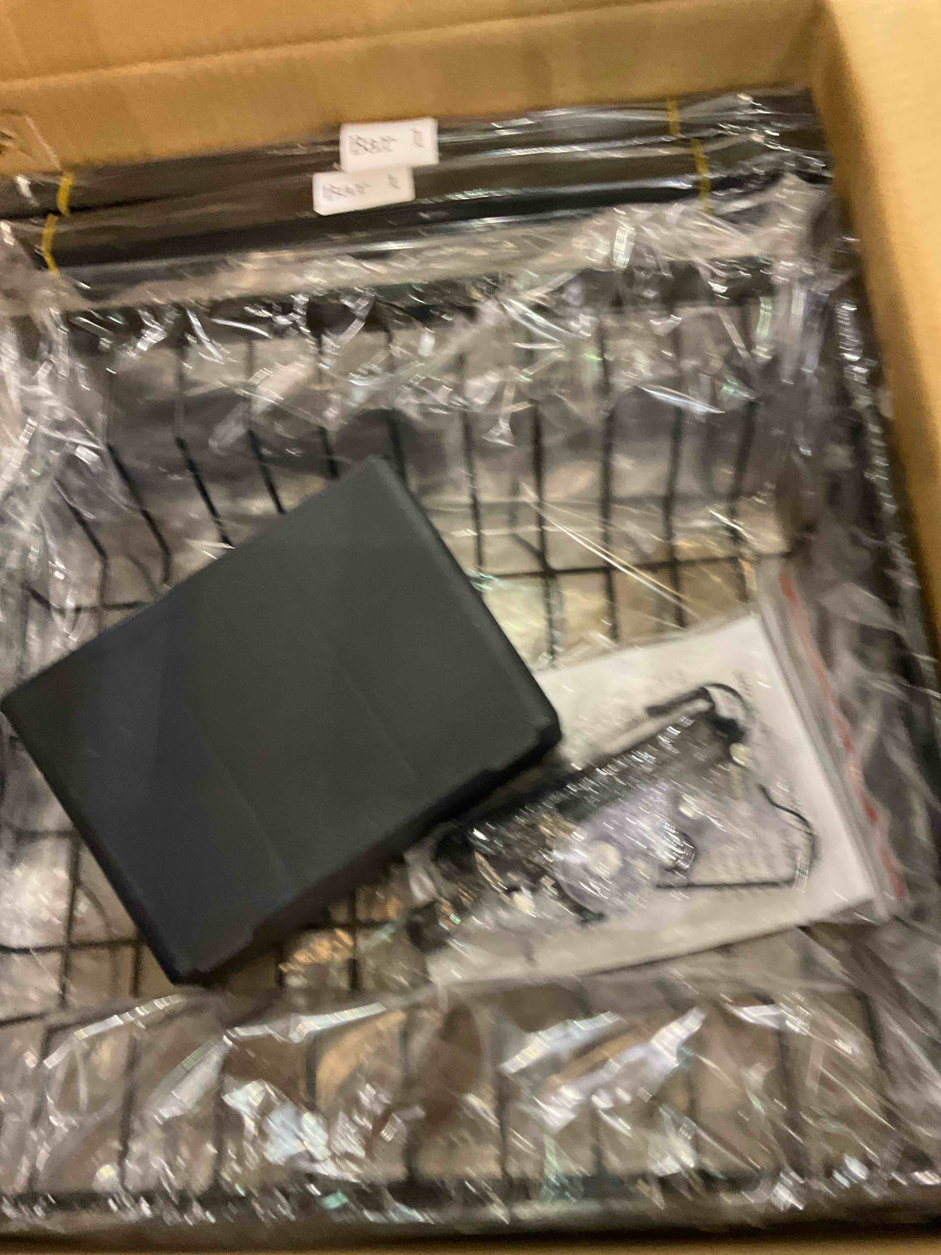 https://s3.amazonaws.com/lotting-images-prod/bidfta/EXS00883124_1704483900304.jpeg