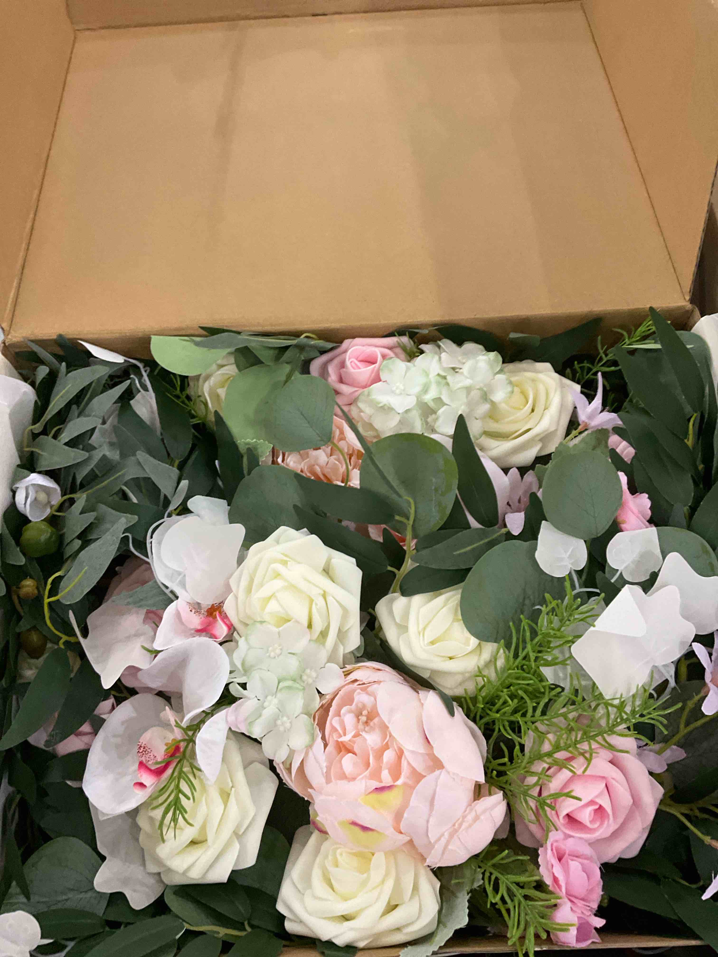 https://s3.amazonaws.com/lotting-images-prod/bidfta/EXS00883210_1704729733129.jpeg
