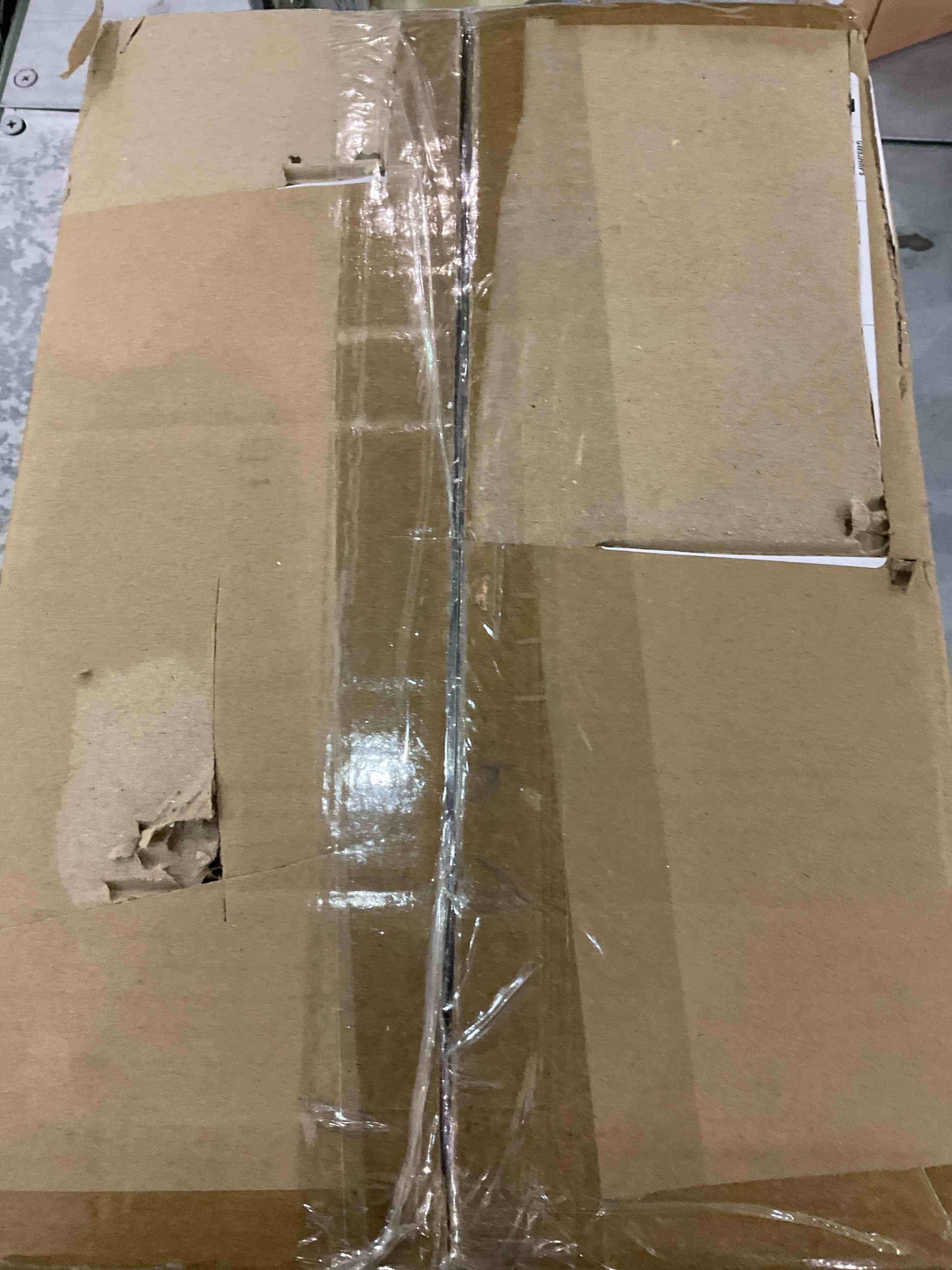 https://s3.amazonaws.com/lotting-images-prod/bidfta/EXS00884998_1701955406246.jpeg