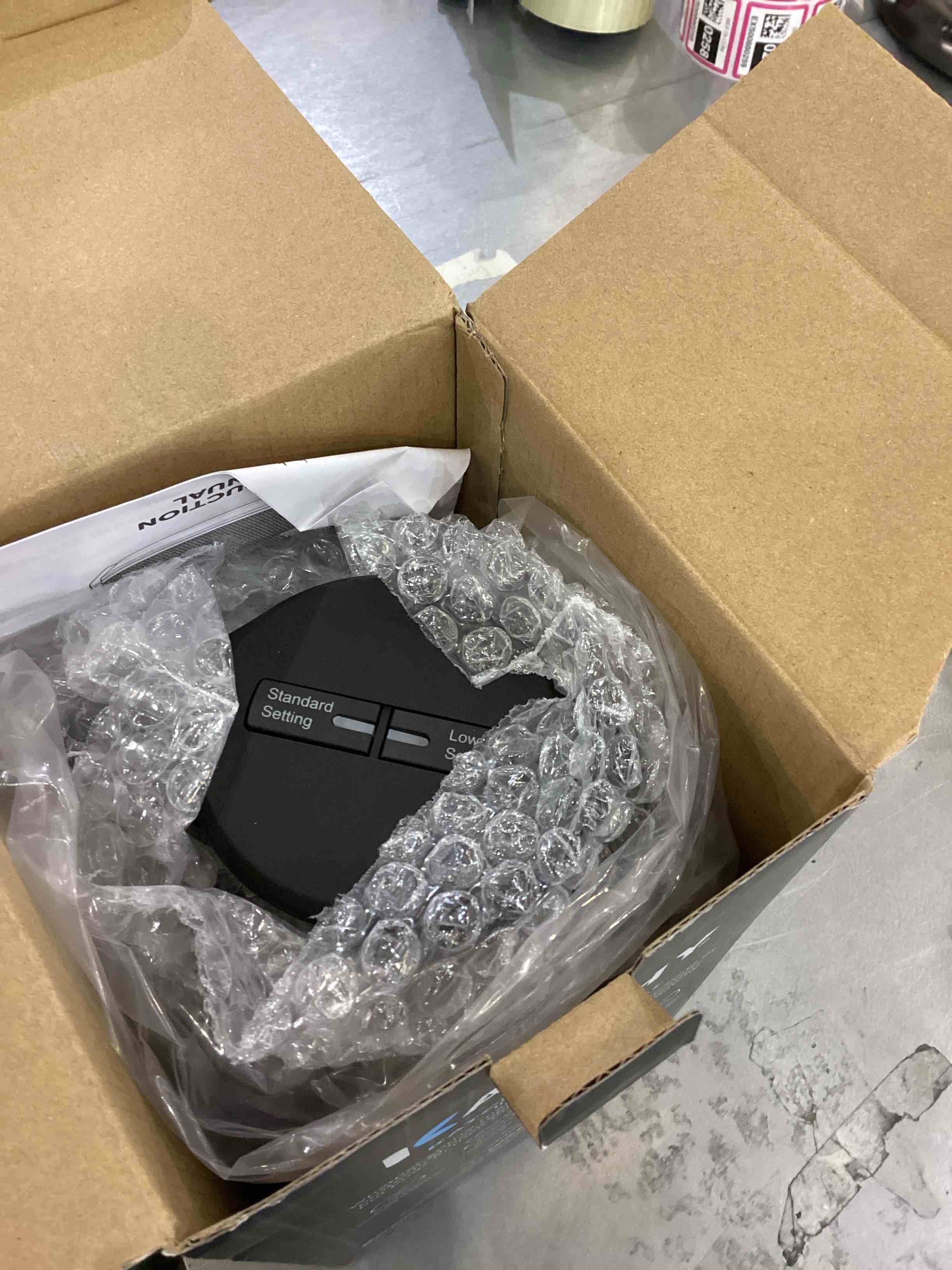 https://s3.amazonaws.com/lotting-images-prod/bidfta/EXS00885252_1701096432516.jpeg