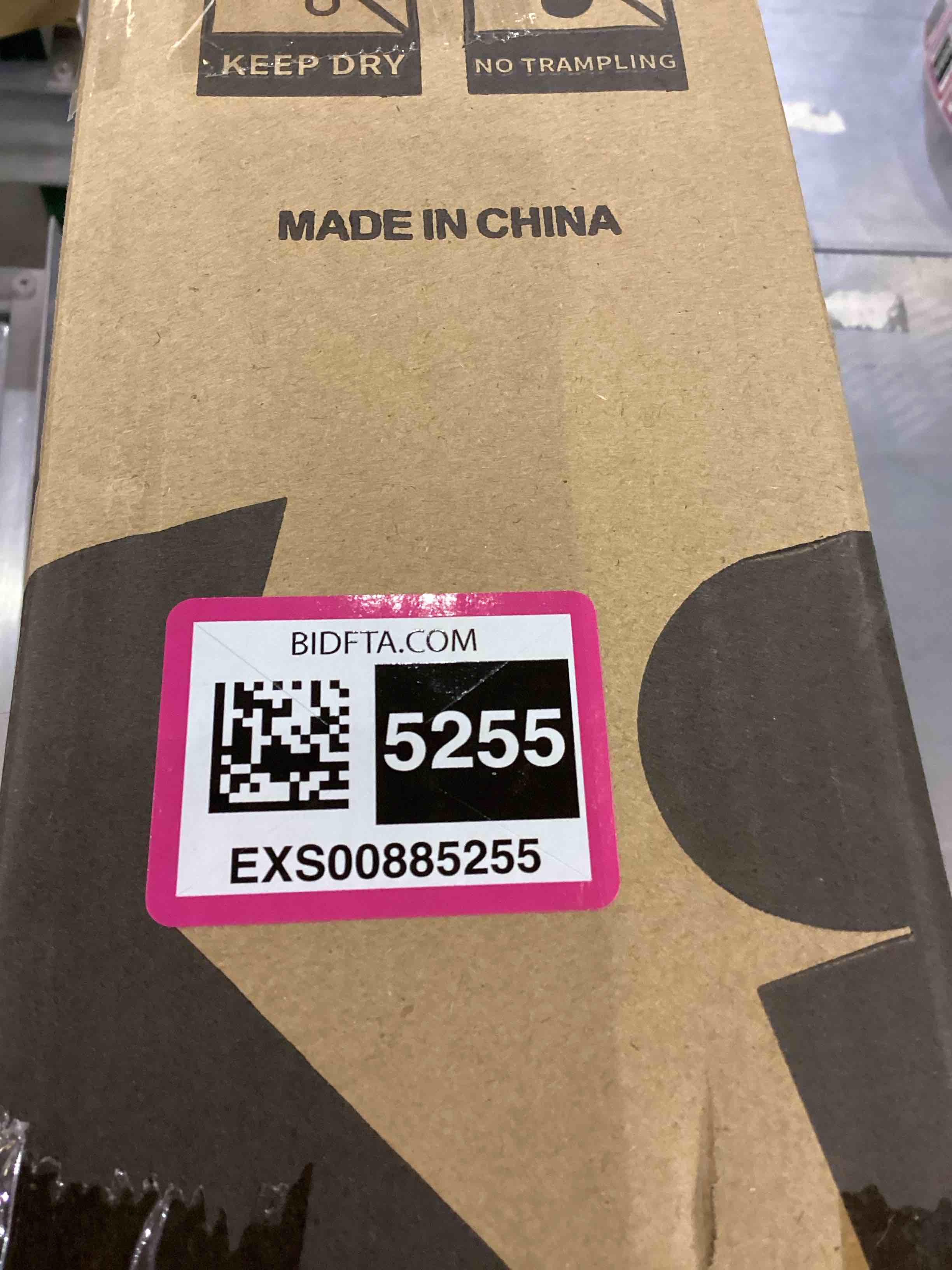 https://s3.amazonaws.com/lotting-images-prod/bidfta/EXS00885255_1701096992351.jpeg