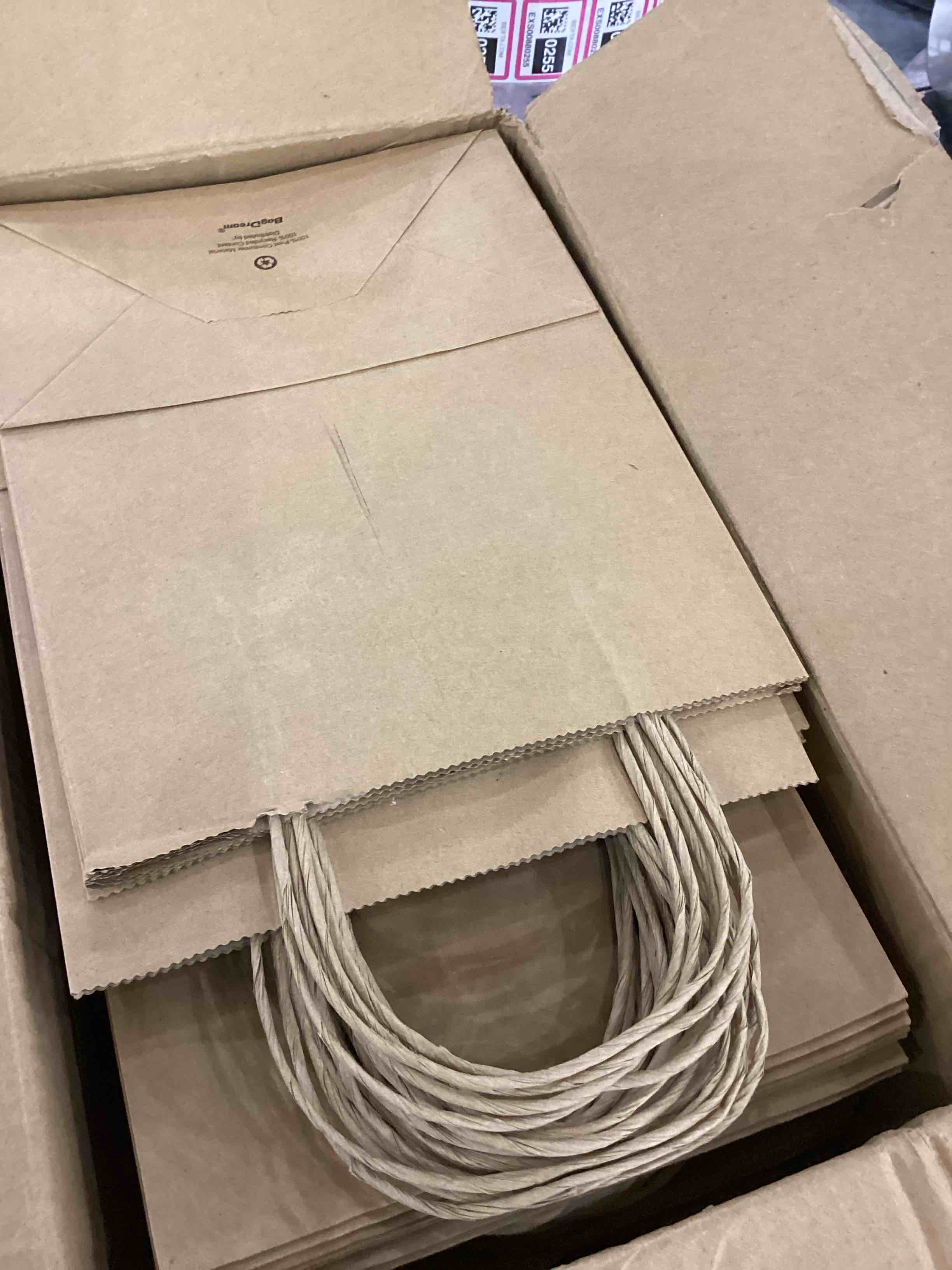 https://s3.amazonaws.com/lotting-images-prod/bidfta/EXS00885257_1701097235458.jpeg