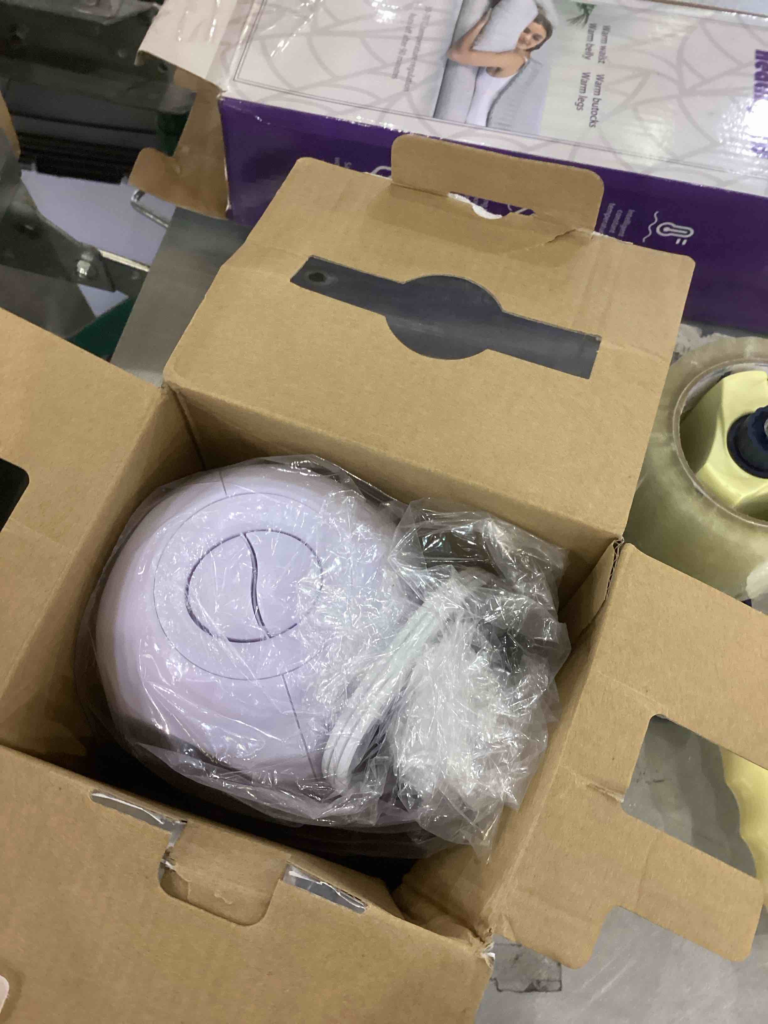 https://s3.amazonaws.com/lotting-images-prod/bidfta/EXS00885381_1701182072307.jpeg