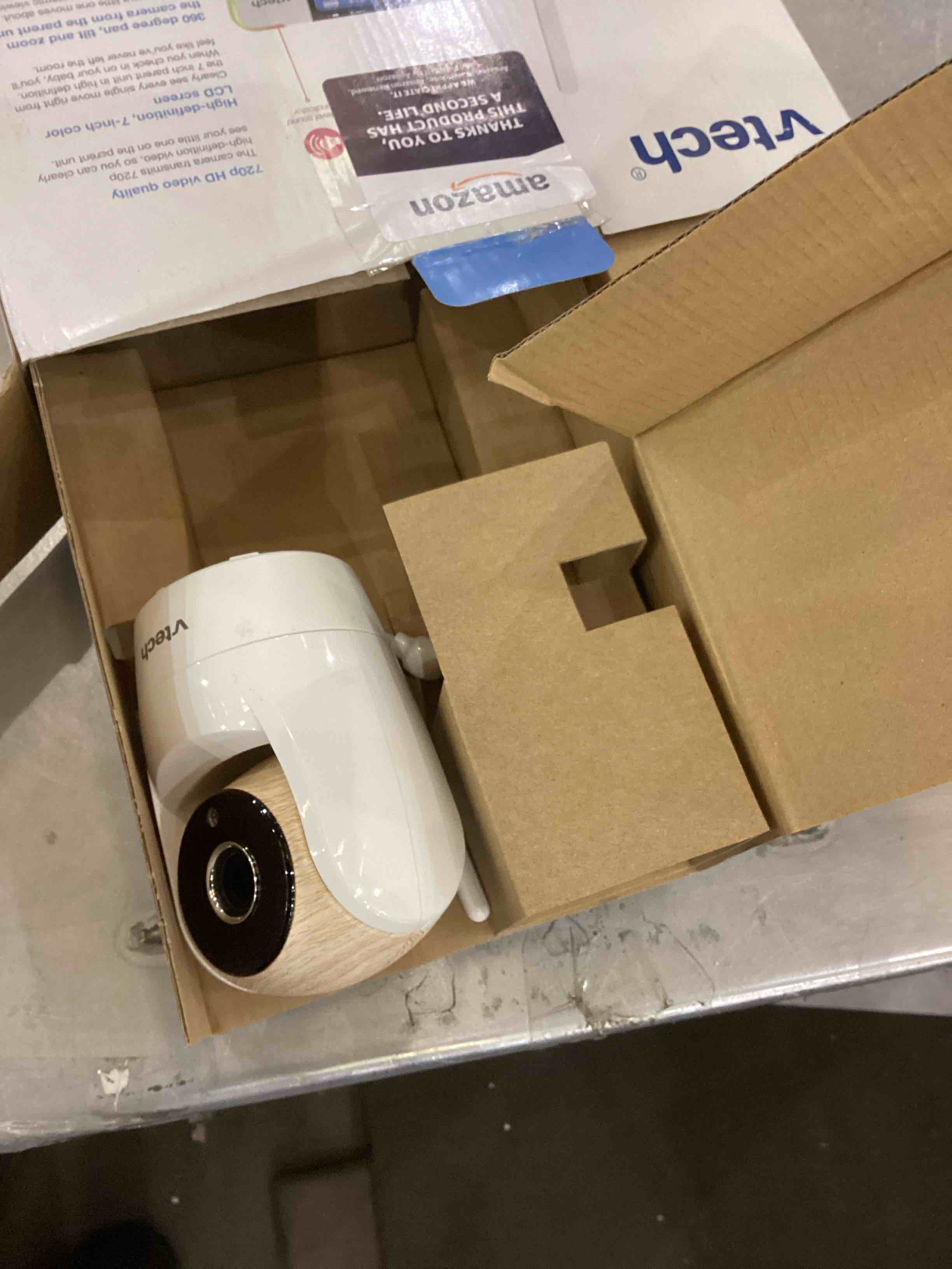 https://s3.amazonaws.com/lotting-images-prod/bidfta/EXS00885707_1701358885748.jpeg