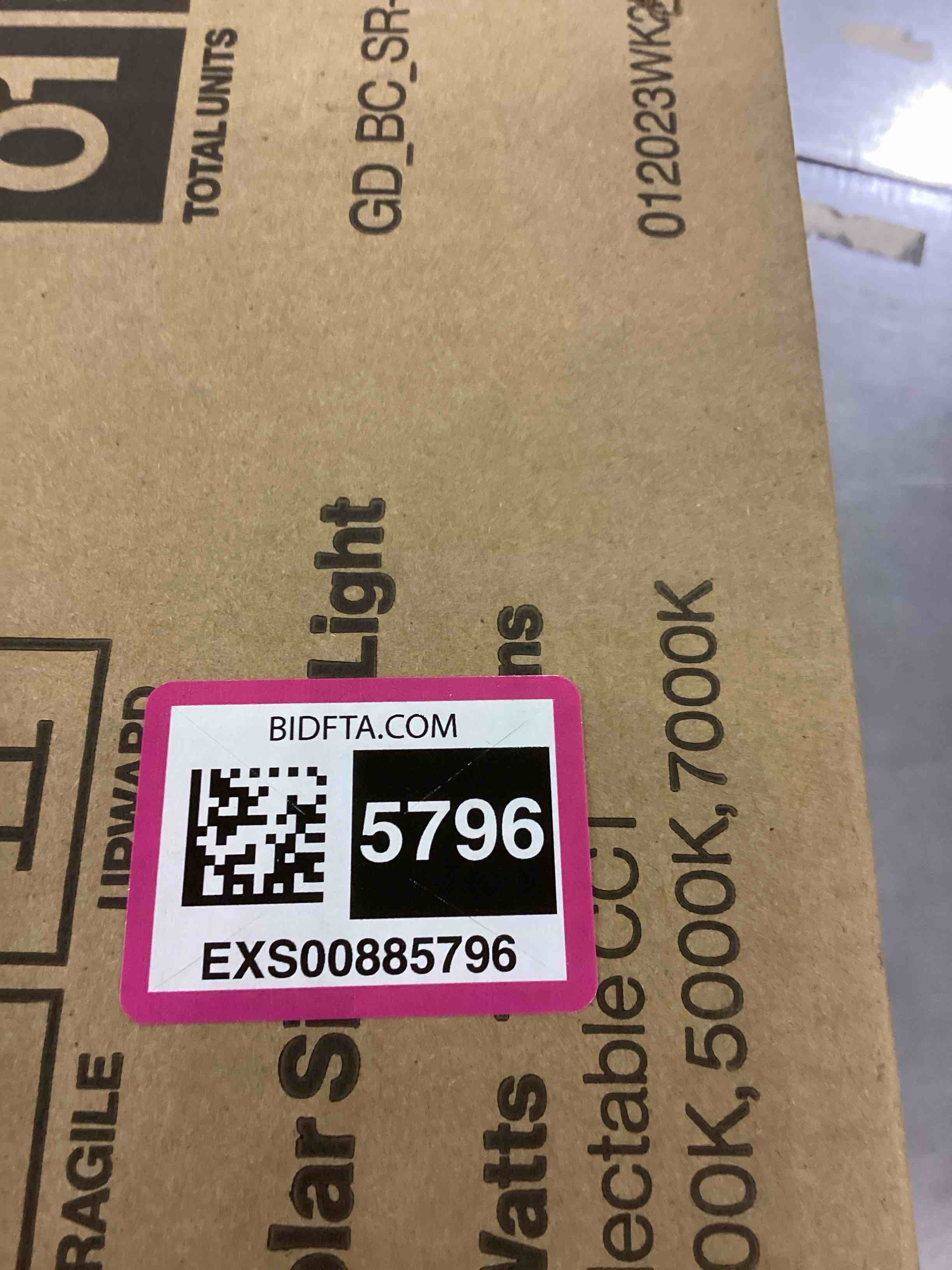 https://s3.amazonaws.com/lotting-images-prod/bidfta/EXS00885796_1701434610844.jpeg