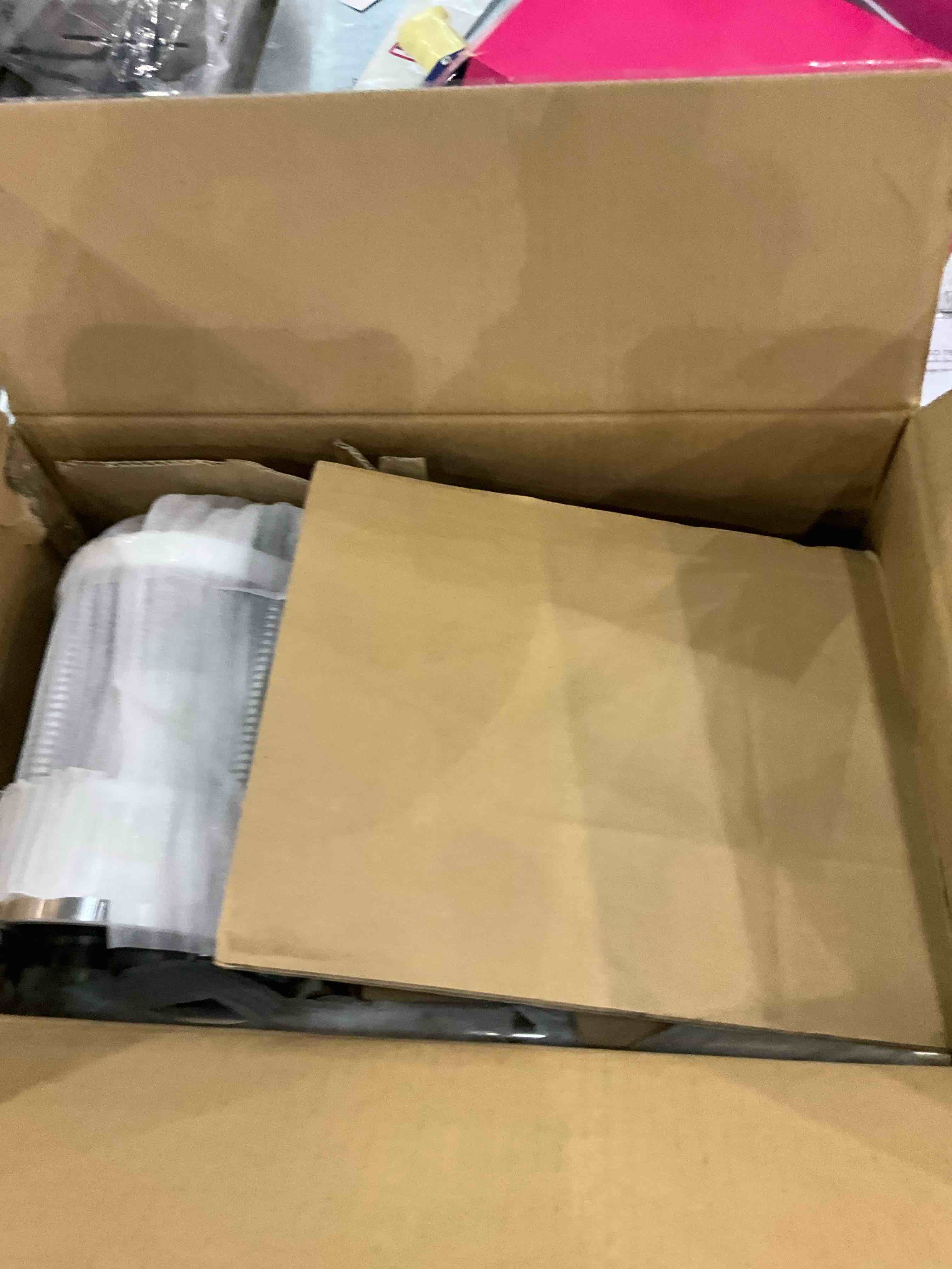 https://s3.amazonaws.com/lotting-images-prod/bidfta/EXS00886916_1700577294894.jpeg