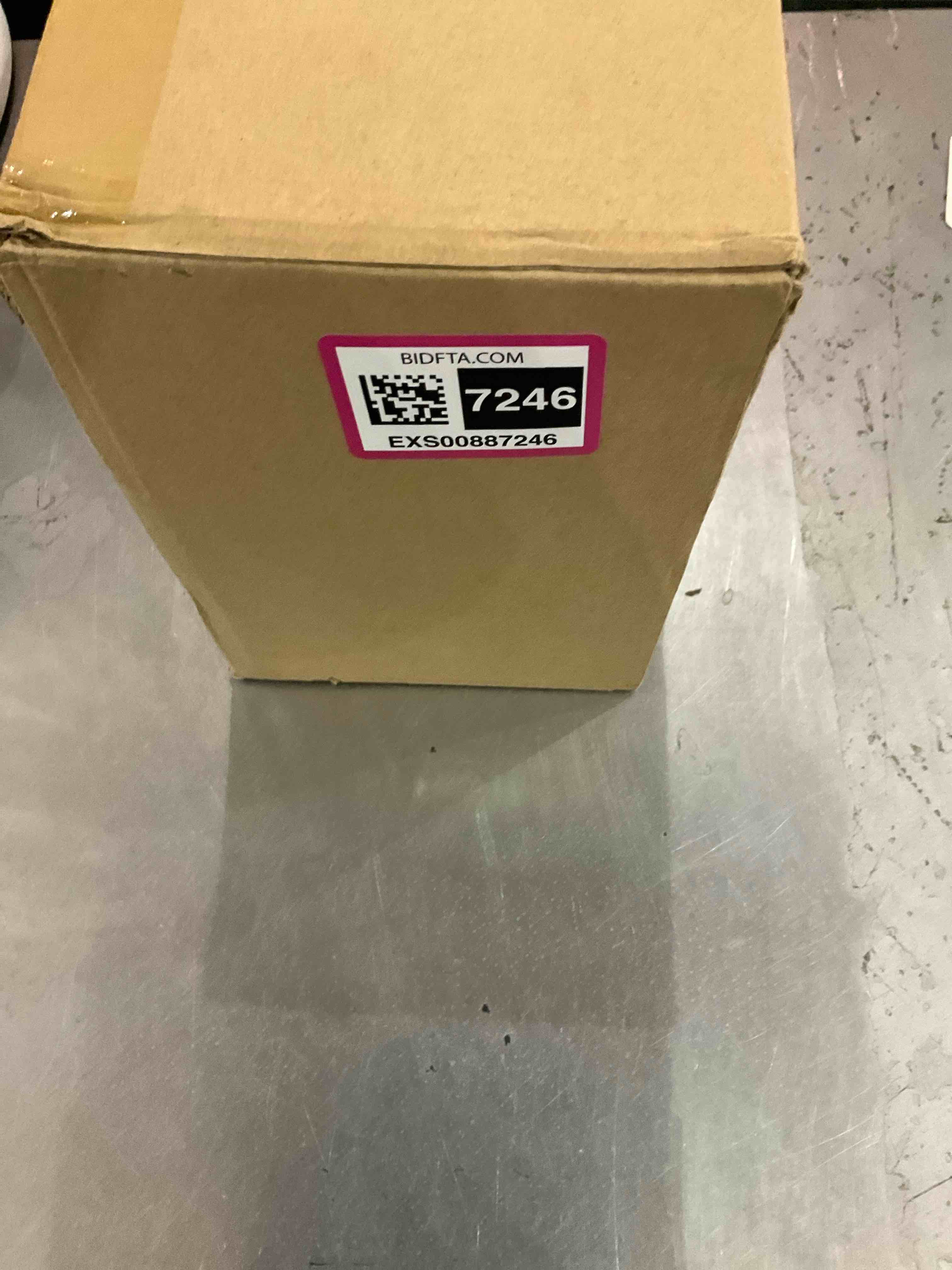 https://s3.amazonaws.com/lotting-images-prod/bidfta/EXS00887246_1700669448555.jpeg
