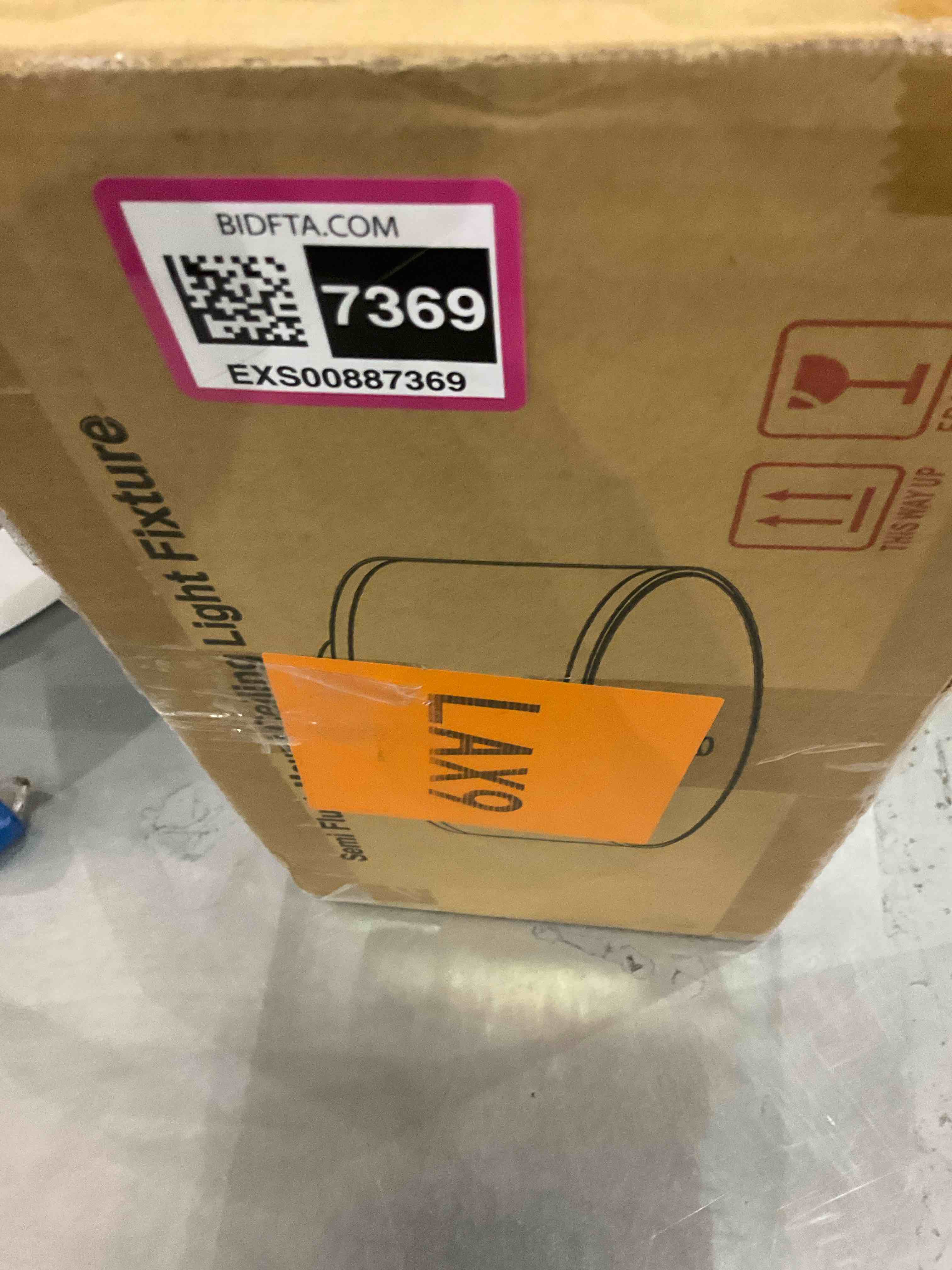 https://s3.amazonaws.com/lotting-images-prod/bidfta/EXS00887369_1701090188631.jpeg
