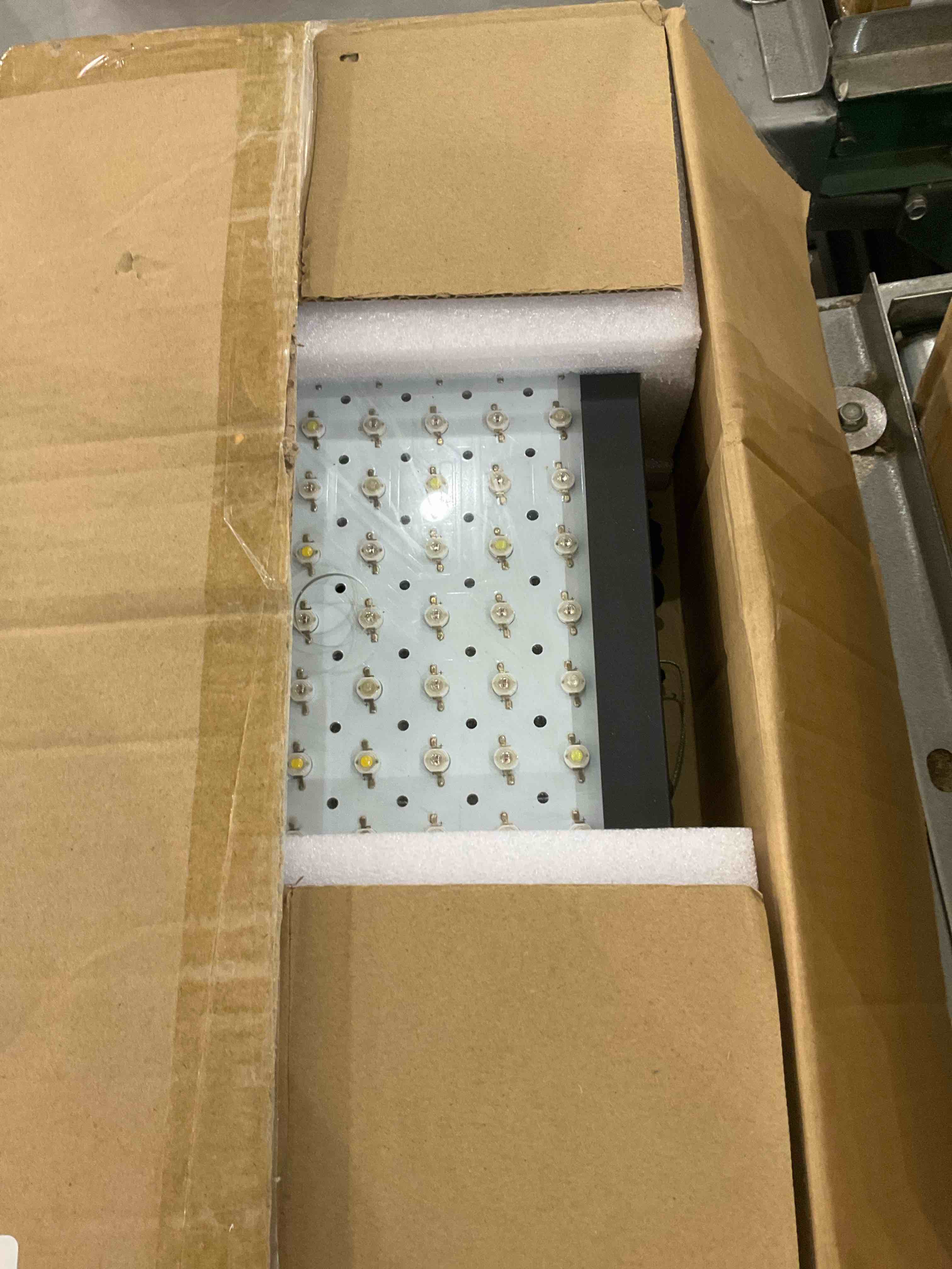 Phlizon 1200W LED Plant Grow Light Full Spectrum Daisy Chain Plants Light Double Switch Grow Led for Indoor Plants Veg and Flower-1200W
