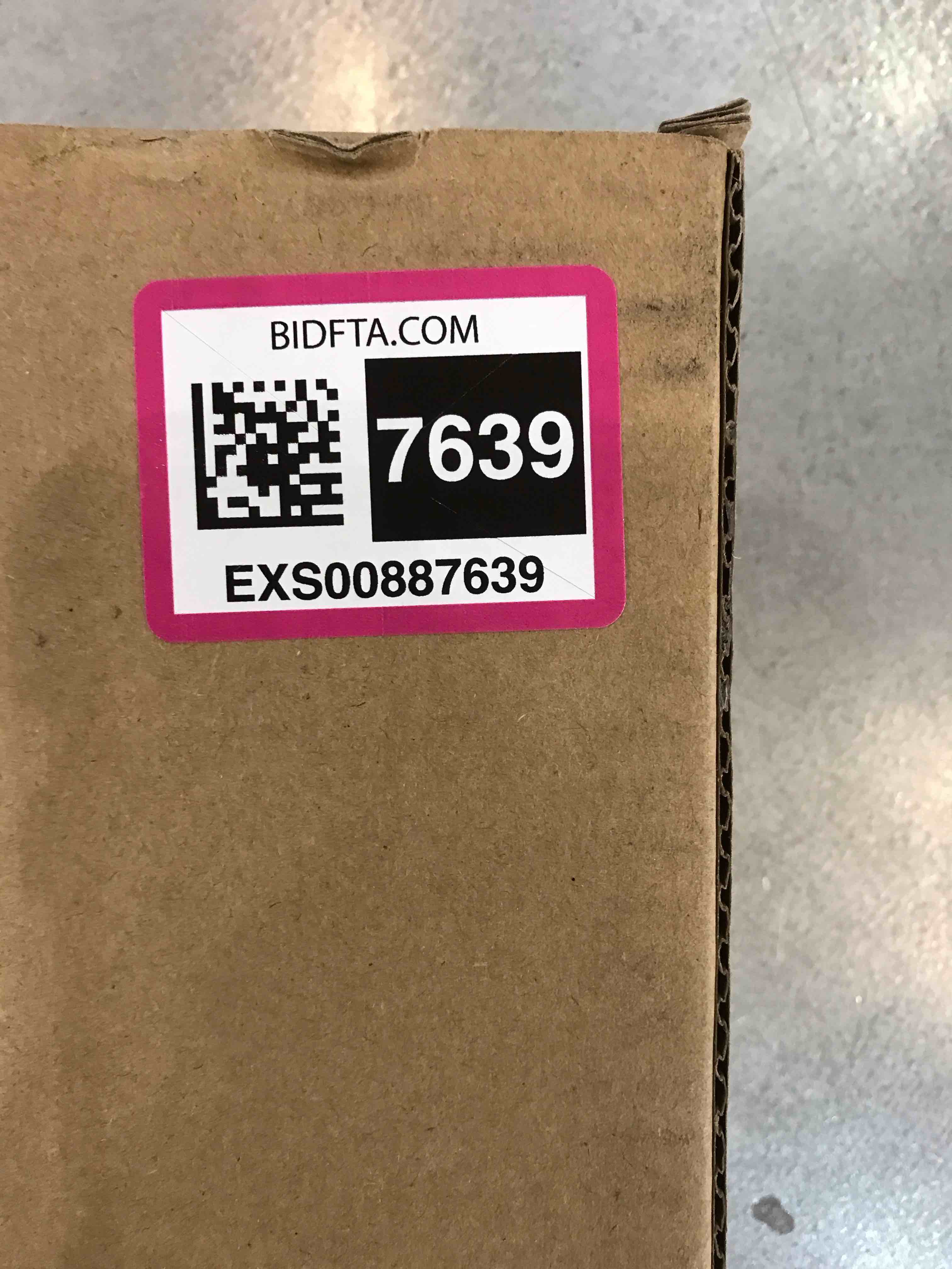 https://s3.amazonaws.com/lotting-images-prod/bidfta/EXS00887639_1701798490190.jpeg