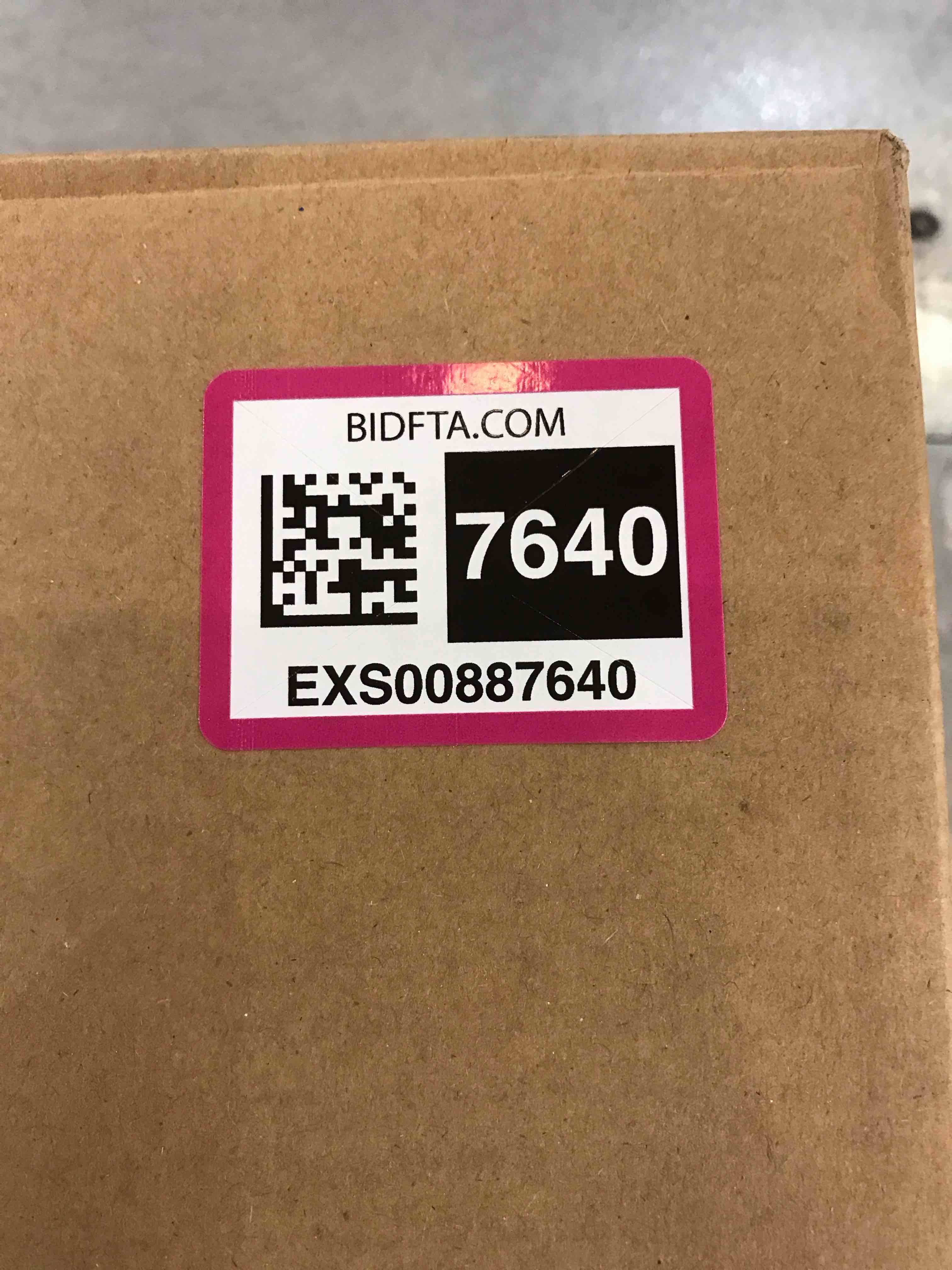 https://s3.amazonaws.com/lotting-images-prod/bidfta/EXS00887640_1701798611396.jpeg