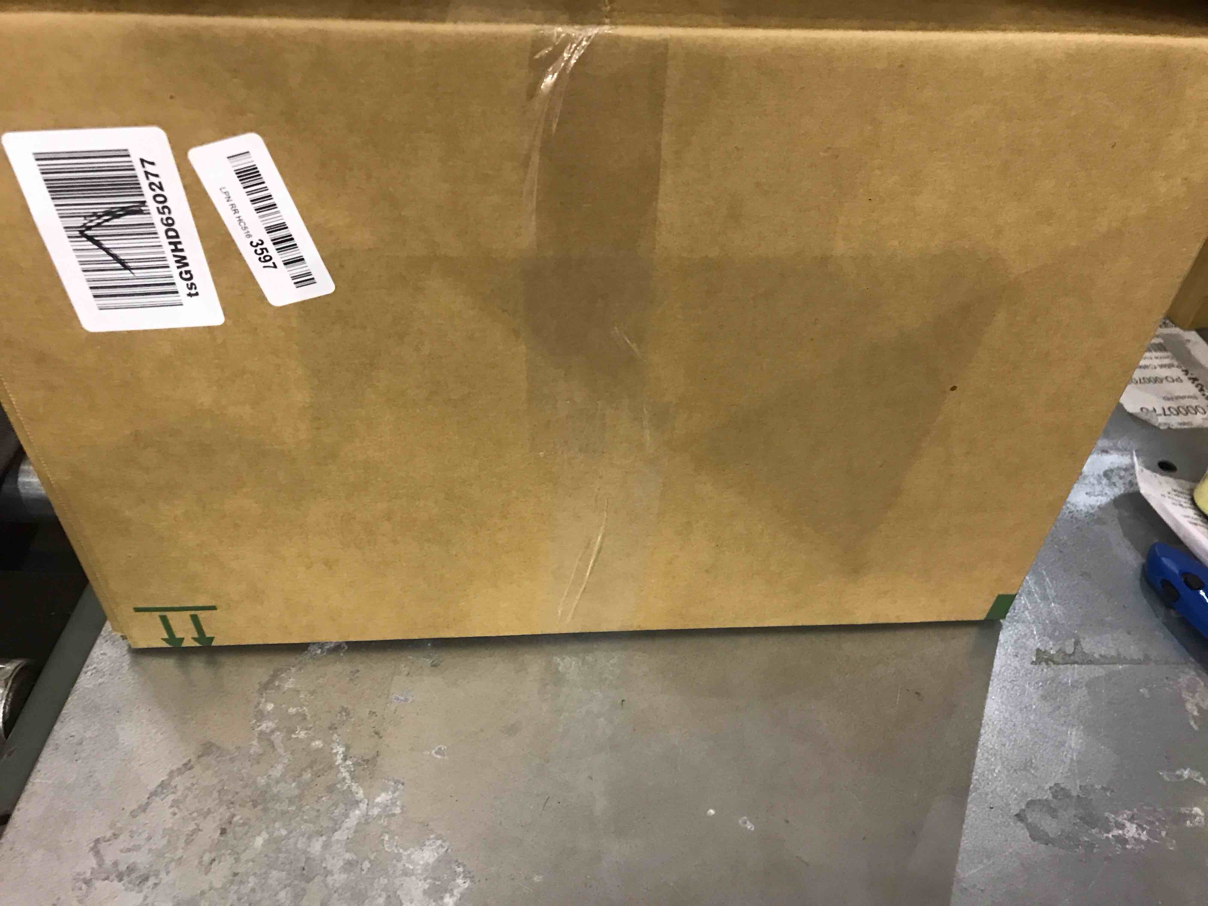 https://s3.amazonaws.com/lotting-images-prod/bidfta/EXS00887716_1701868640579.jpeg