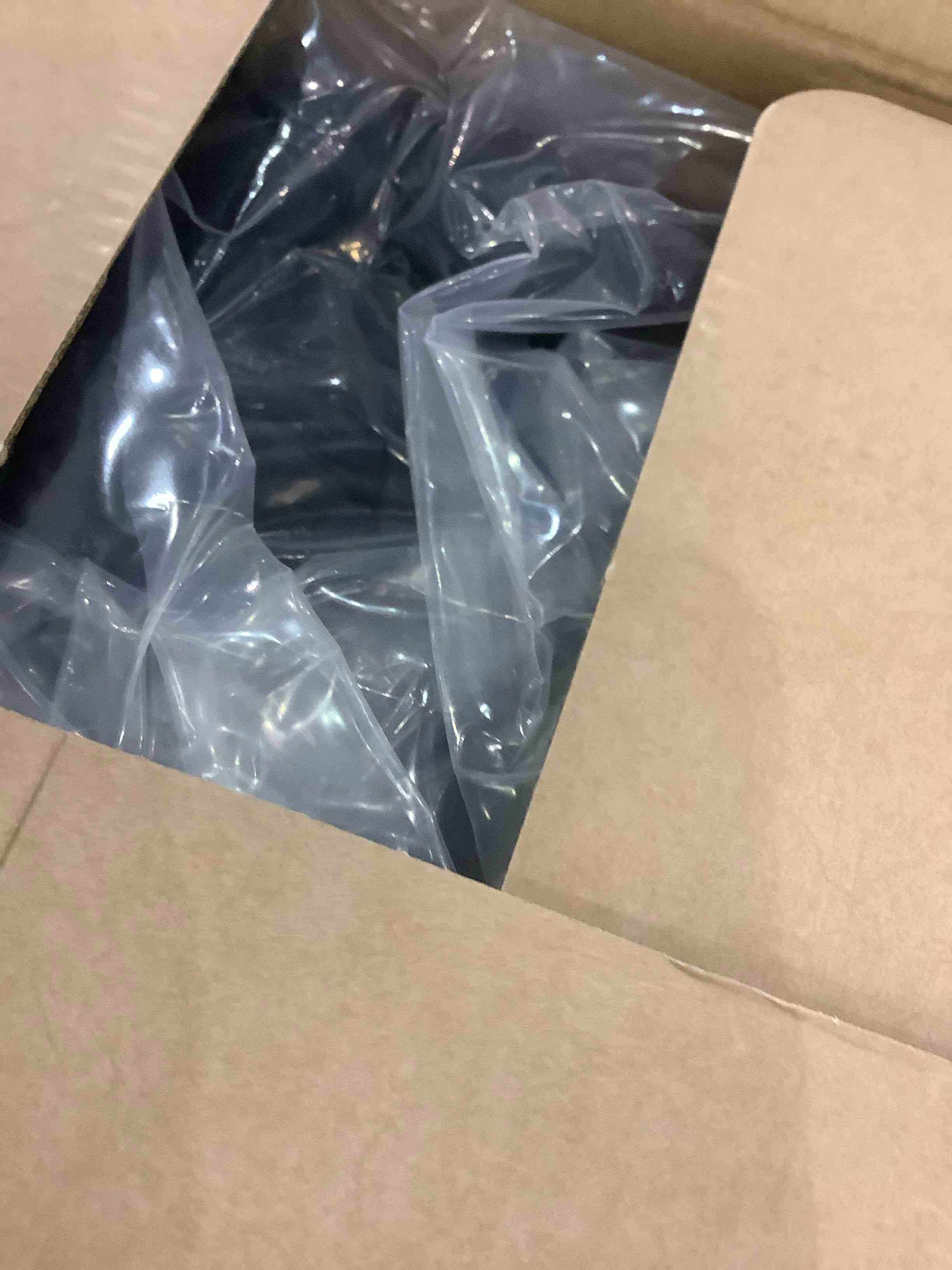 https://s3.amazonaws.com/lotting-images-prod/bidfta/EXS00889102_1700492913569.jpeg