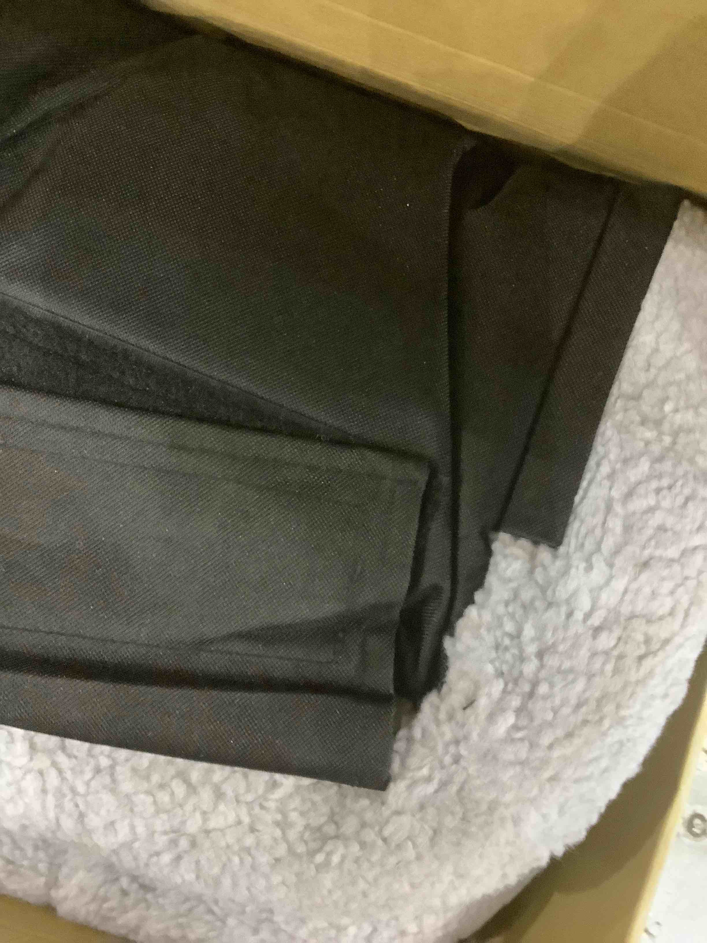 https://s3.amazonaws.com/lotting-images-prod/bidfta/EXS00889376_1700664878853.jpeg