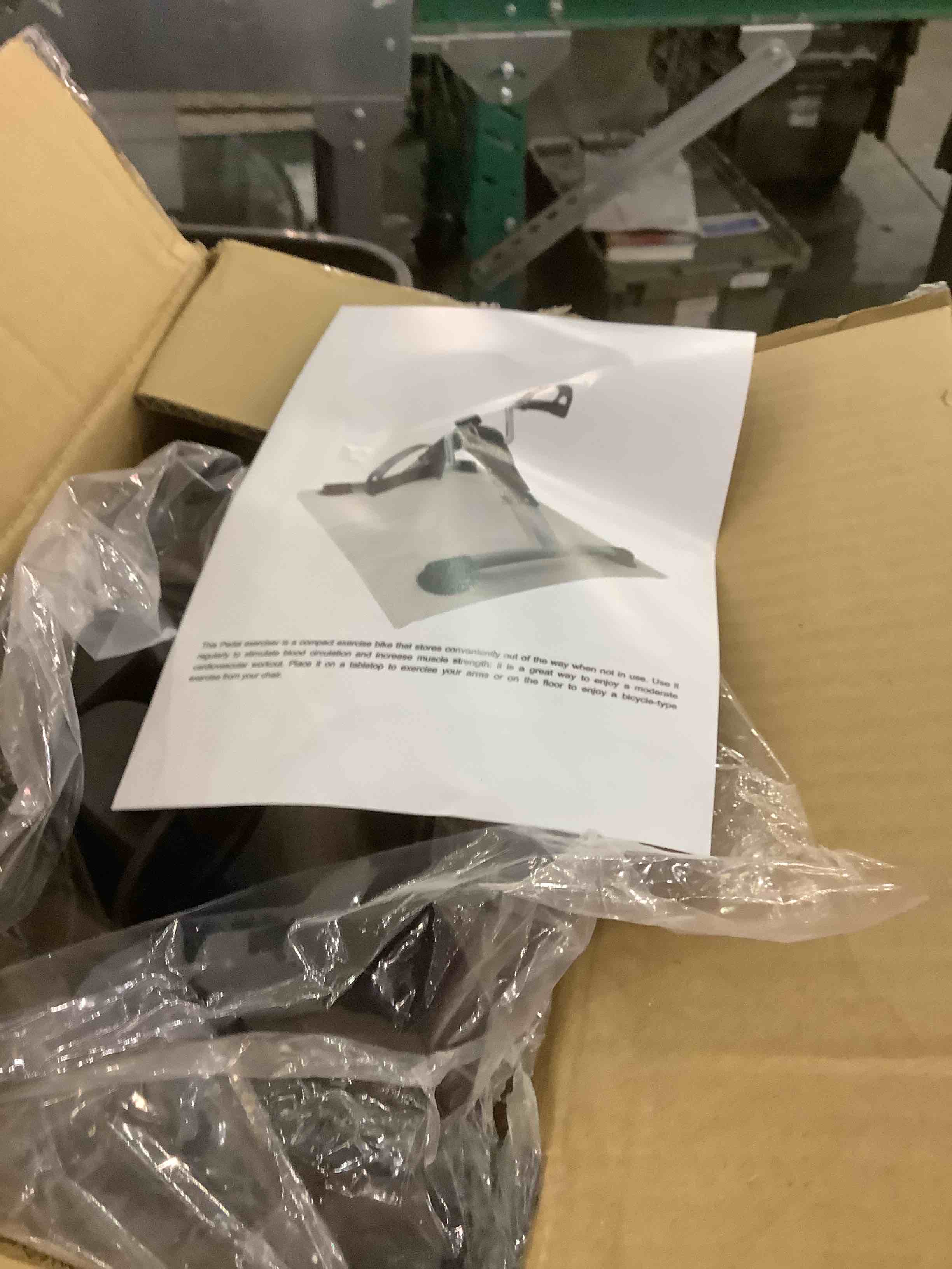 https://s3.amazonaws.com/lotting-images-prod/bidfta/EXS00889580_1700502825670.jpeg
