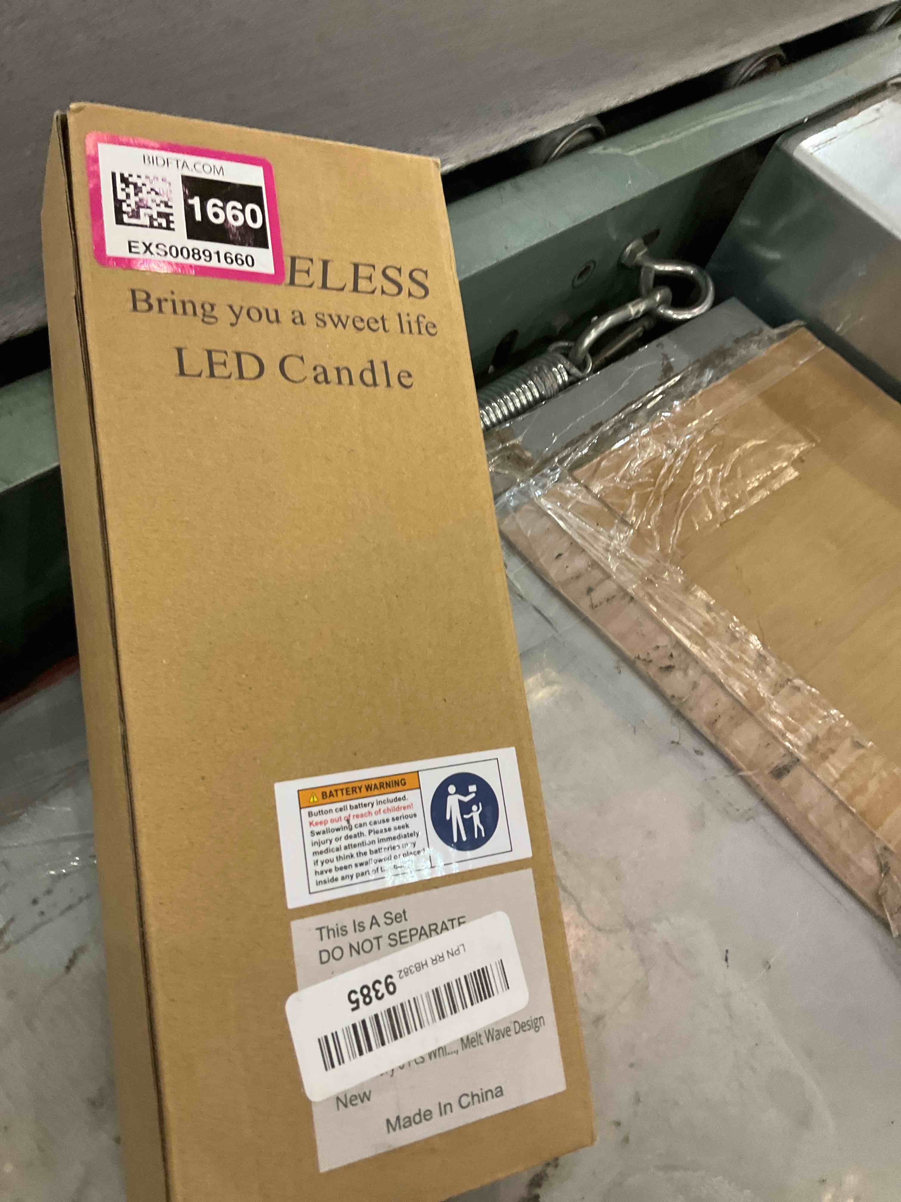 https://s3.amazonaws.com/lotting-images-prod/bidfta/EXS00891660_1701186456740.jpeg