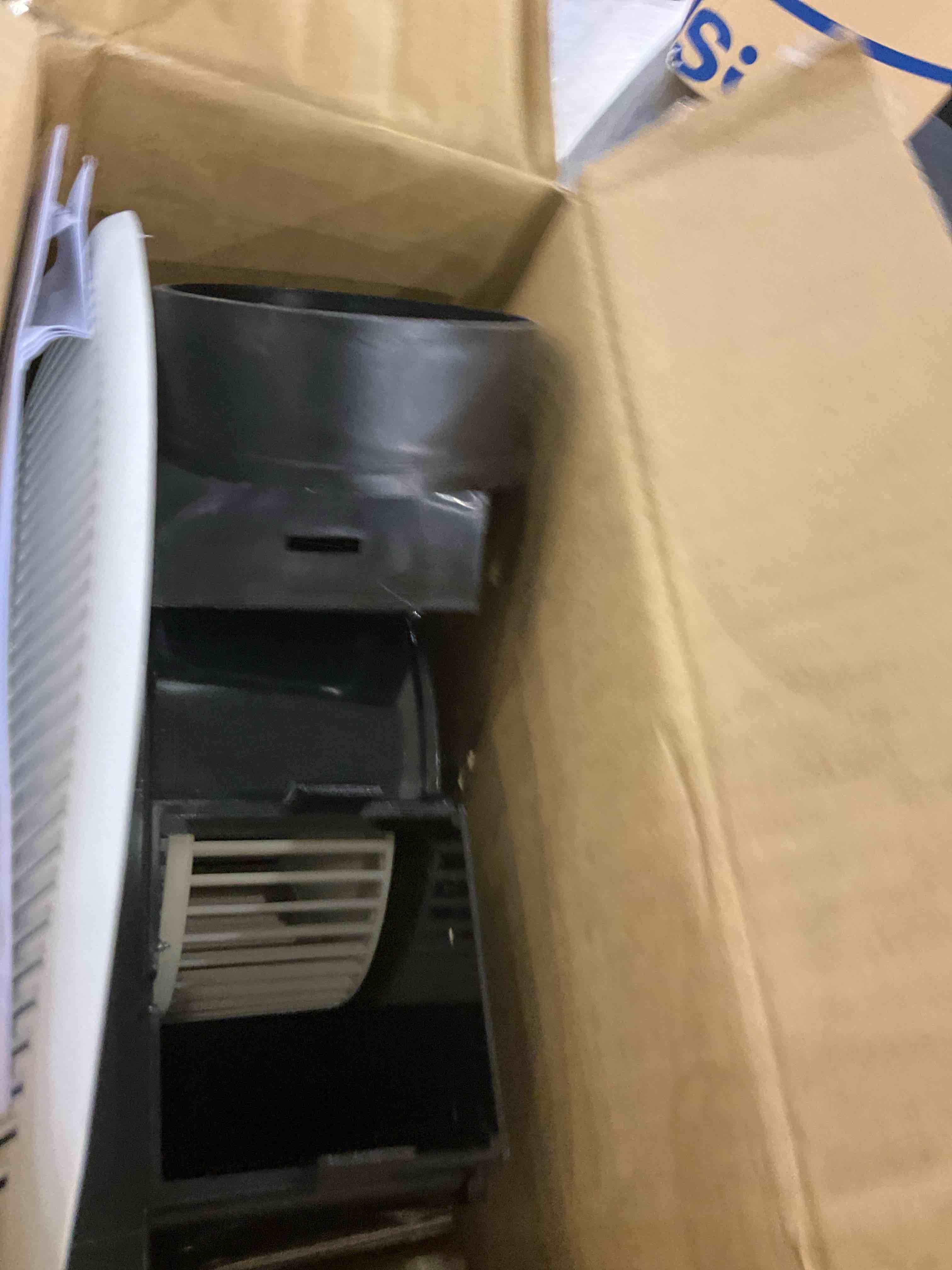 https://s3.amazonaws.com/lotting-images-prod/bidfta/EXS00891775_1701264445125.jpeg