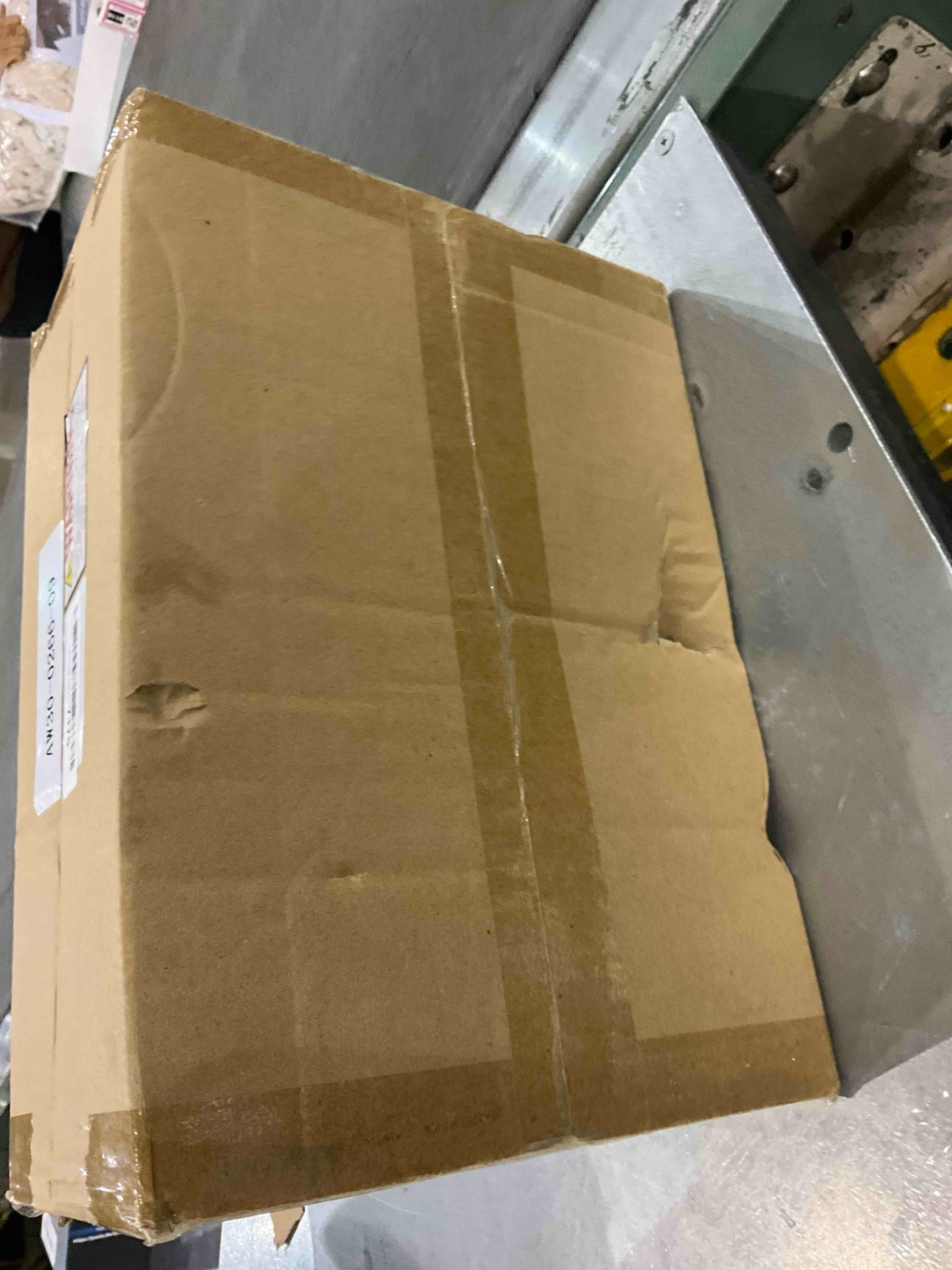 https://s3.amazonaws.com/lotting-images-prod/bidfta/EXS00892307_1699535081267.jpeg