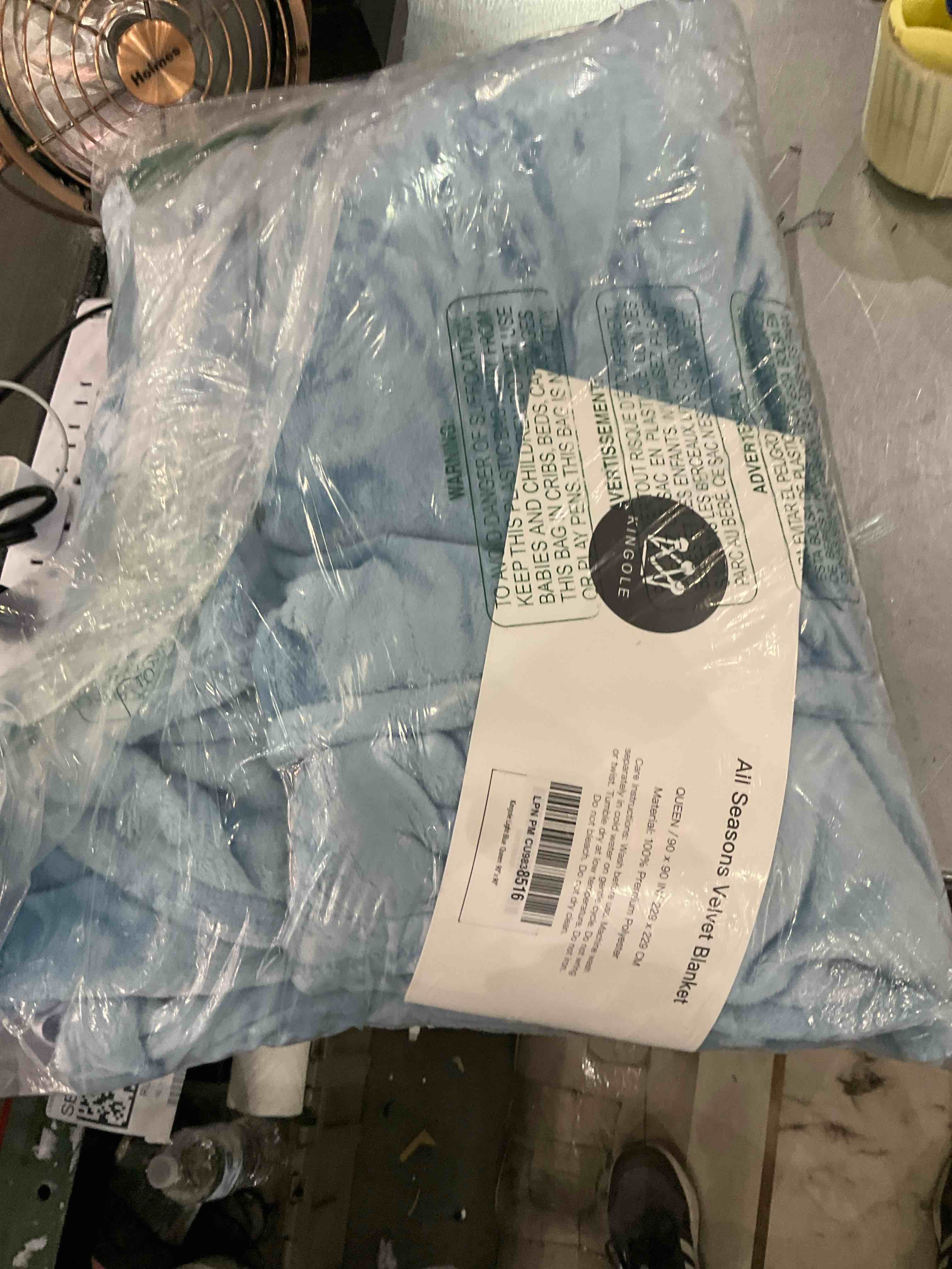 https://s3.amazonaws.com/lotting-images-prod/bidfta/EXS00893526_1700511542119.jpeg