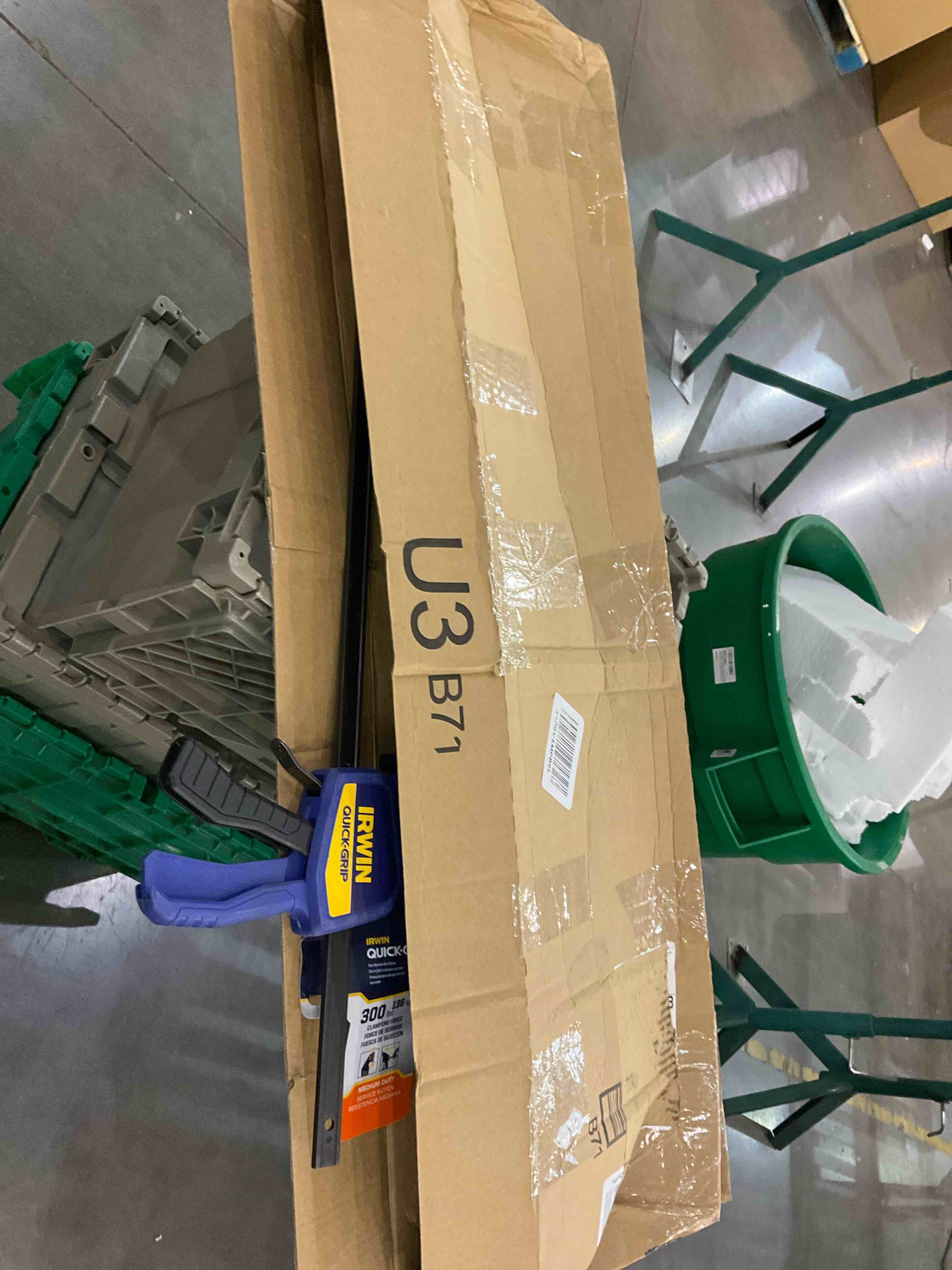 https://s3.amazonaws.com/lotting-images-prod/bidfta/EXS00893664_1700676716654.jpeg