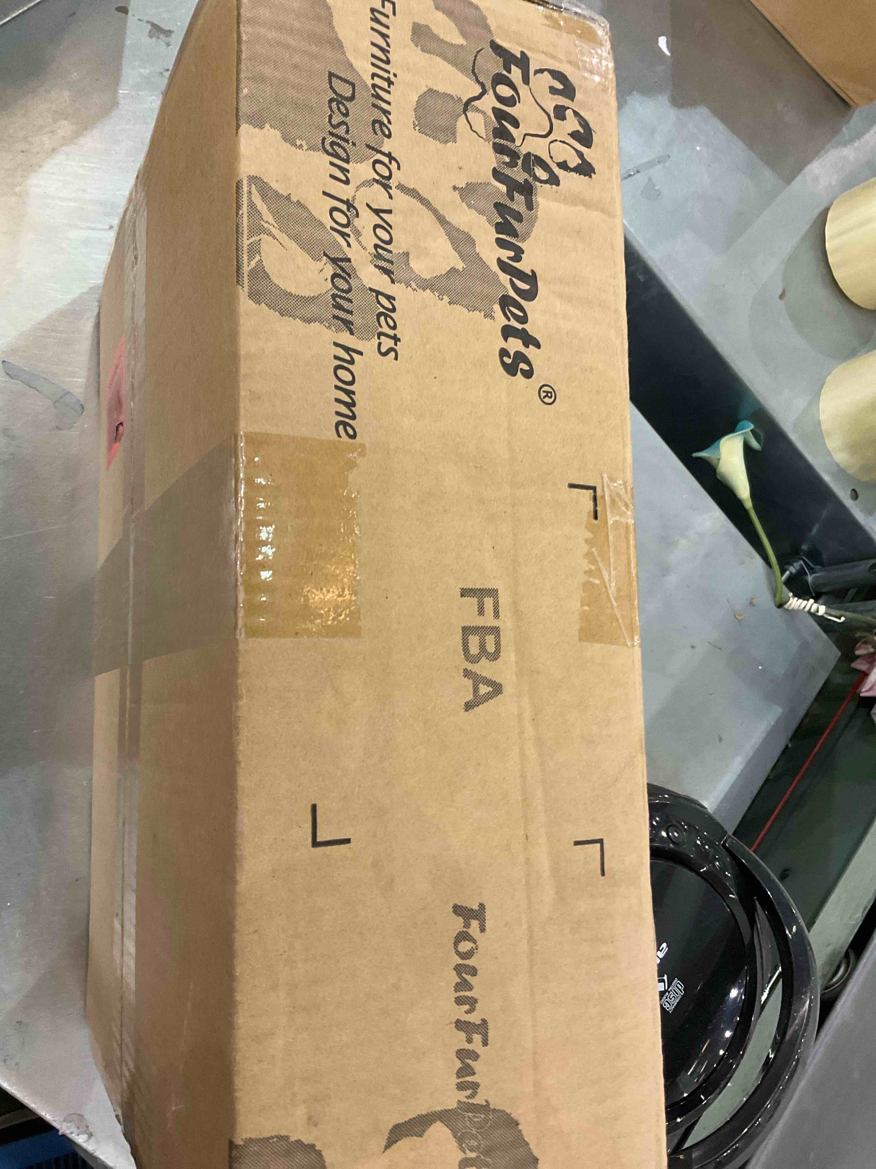 https://s3.amazonaws.com/lotting-images-prod/bidfta/EXS00895706_1701114779625.jpeg