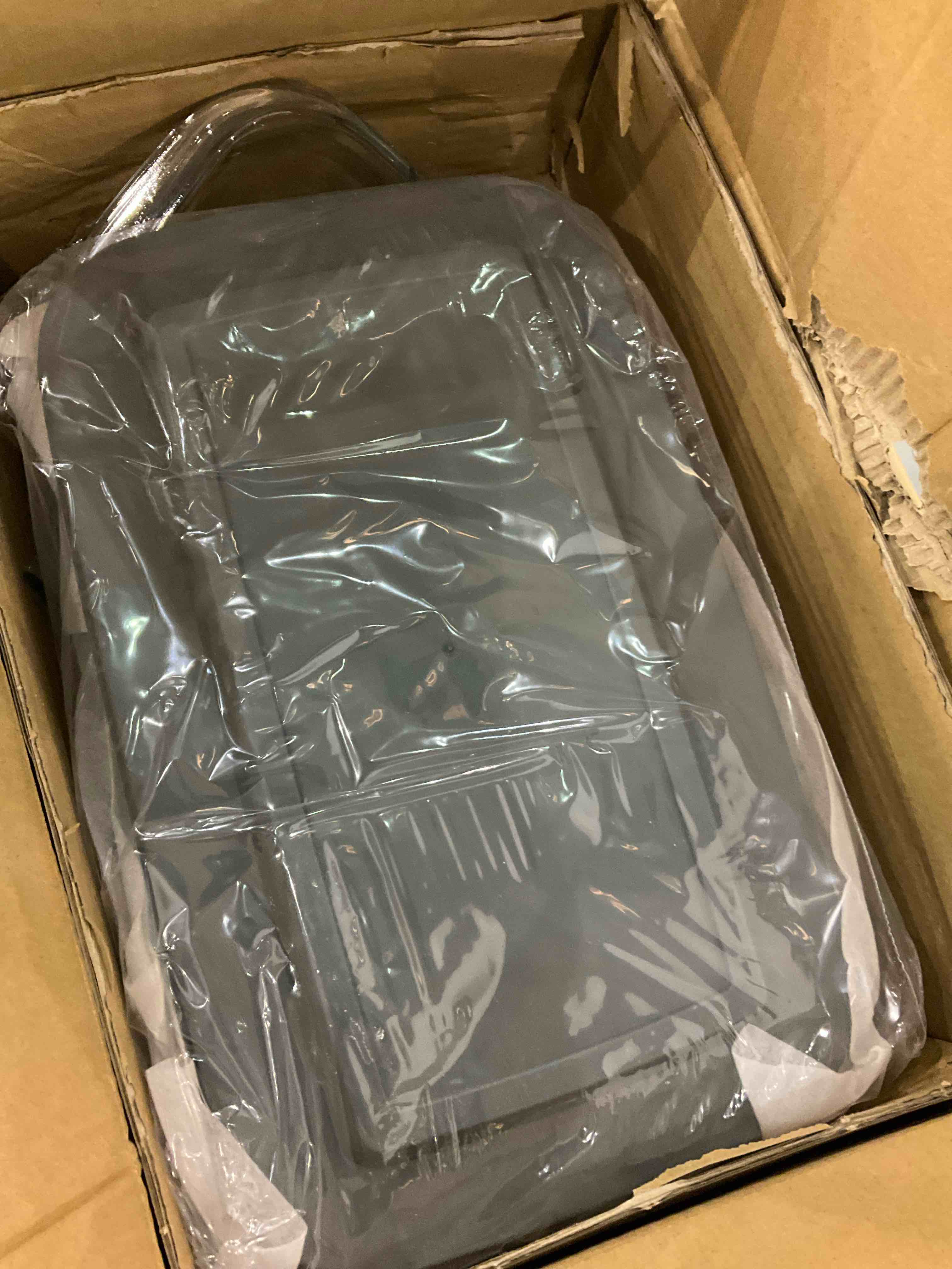 https://s3.amazonaws.com/lotting-images-prod/bidfta/EXS00895953_1701265547462.jpeg