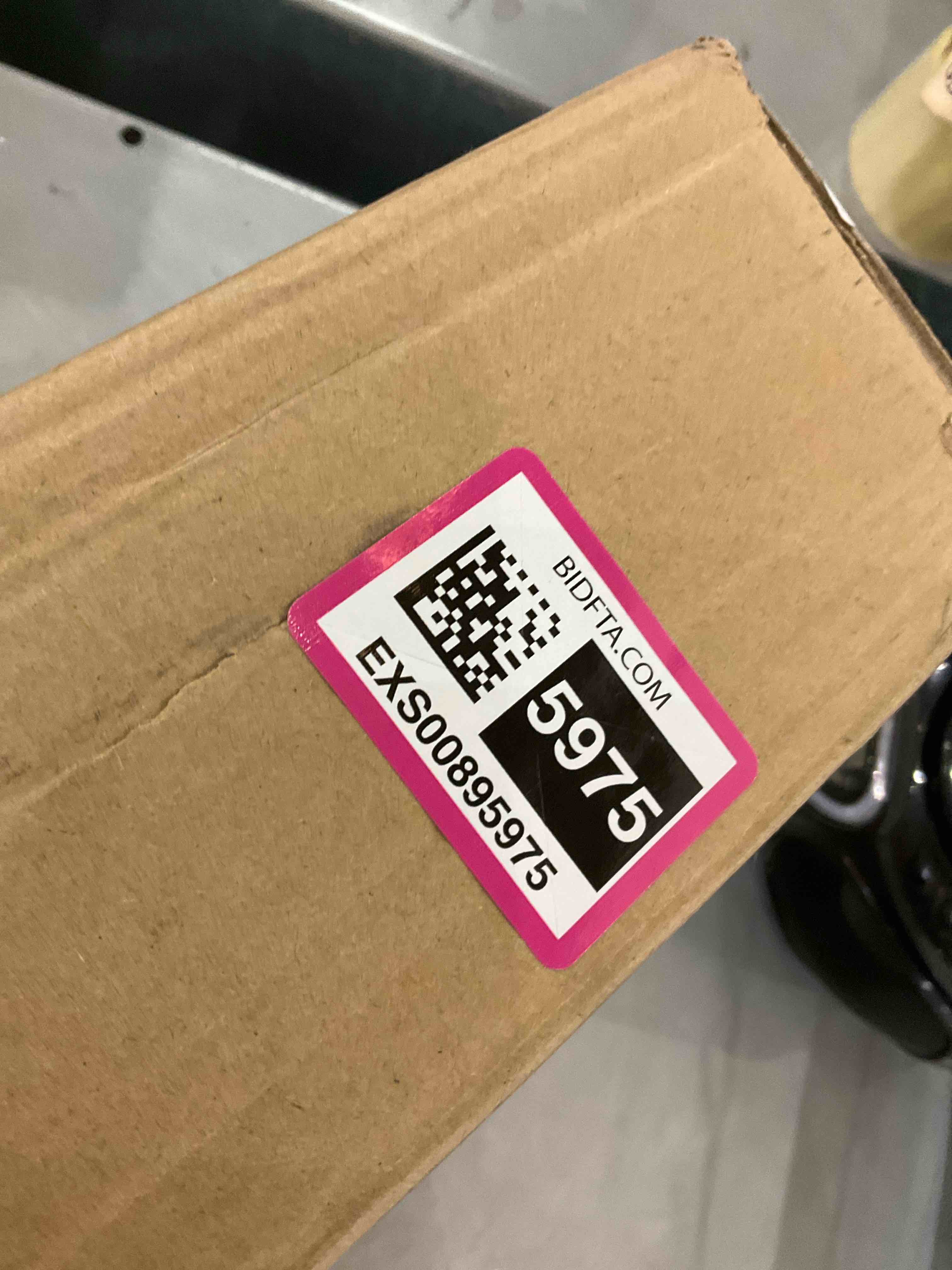 https://s3.amazonaws.com/lotting-images-prod/bidfta/EXS00895975_1701269040172.jpeg