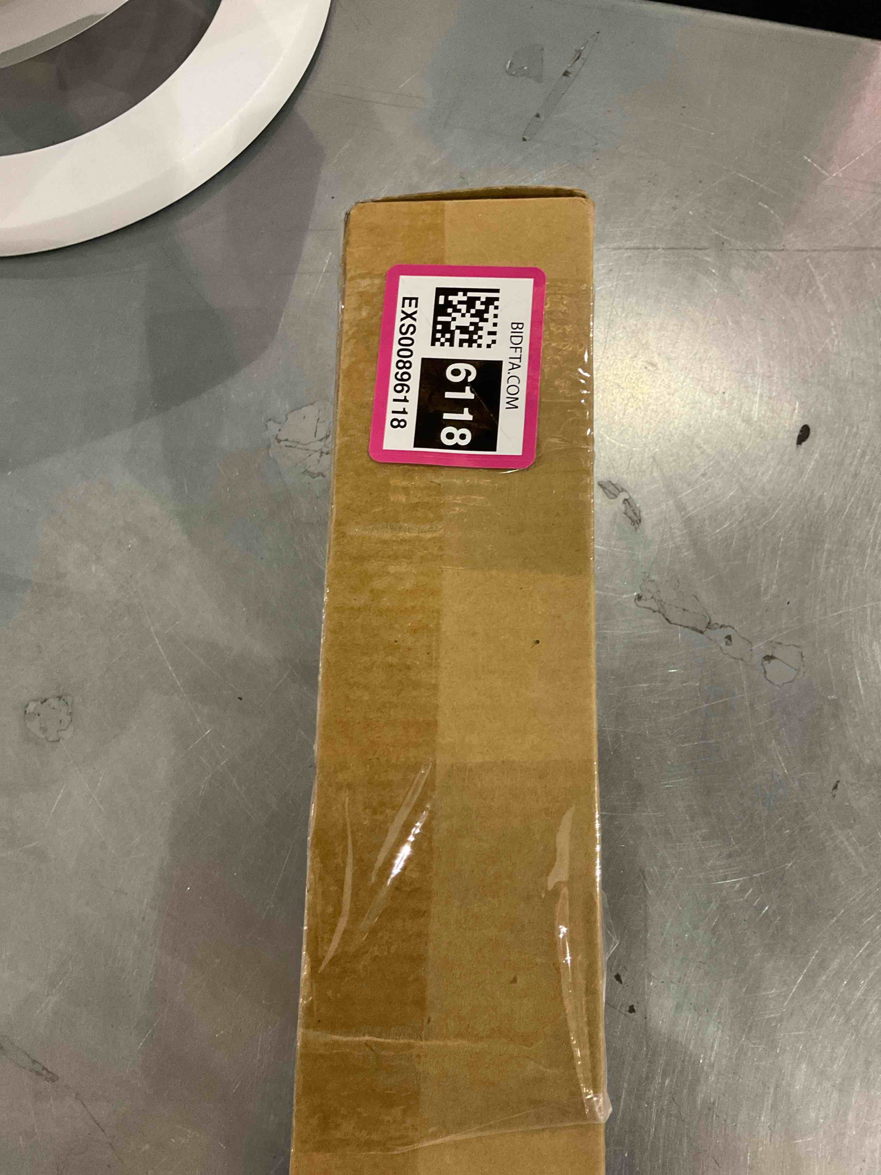 https://s3.amazonaws.com/lotting-images-prod/bidfta/EXS00896118_1699881822522.jpeg