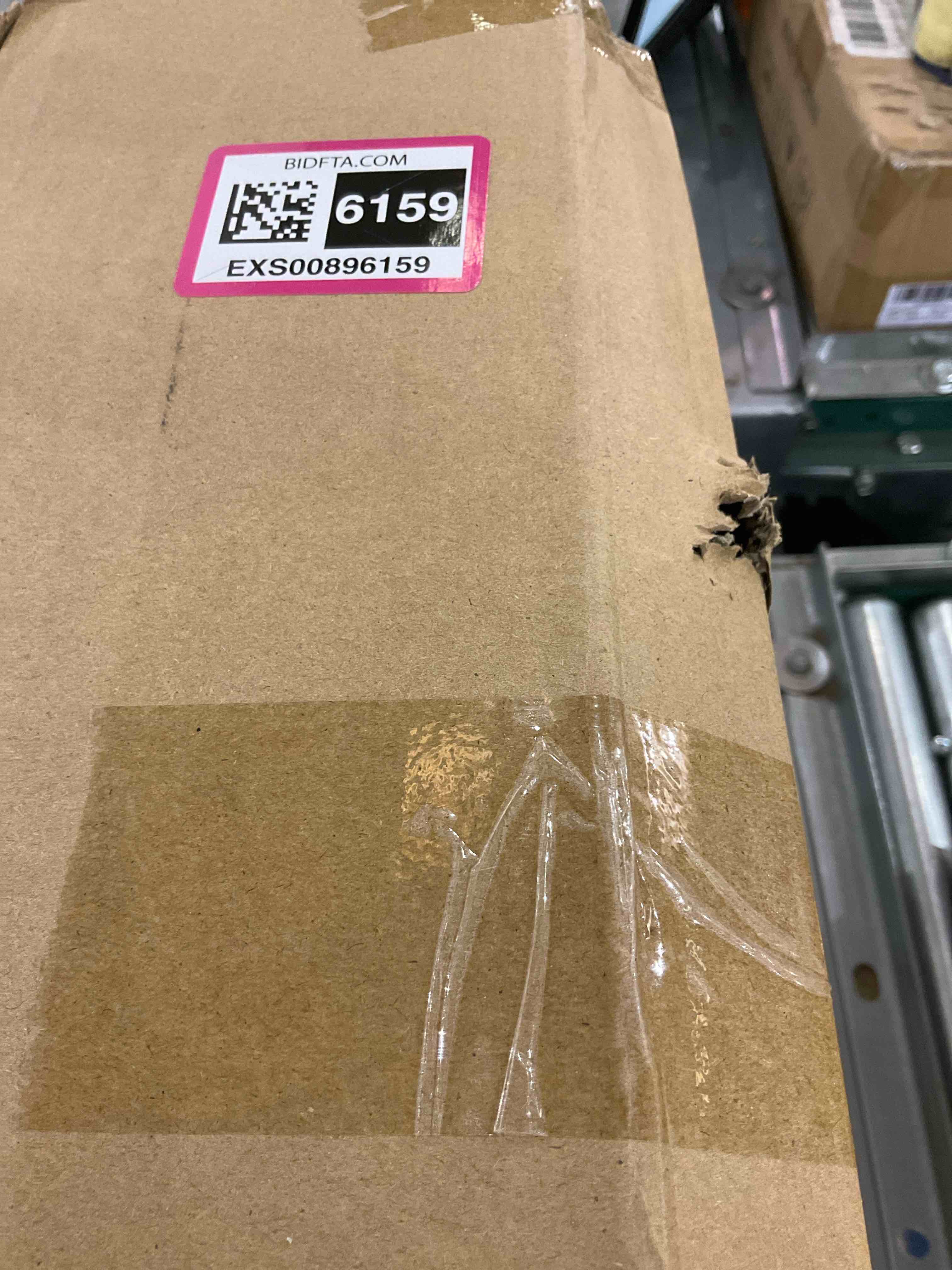https://s3.amazonaws.com/lotting-images-prod/bidfta/EXS00896159_1699886821372.jpeg