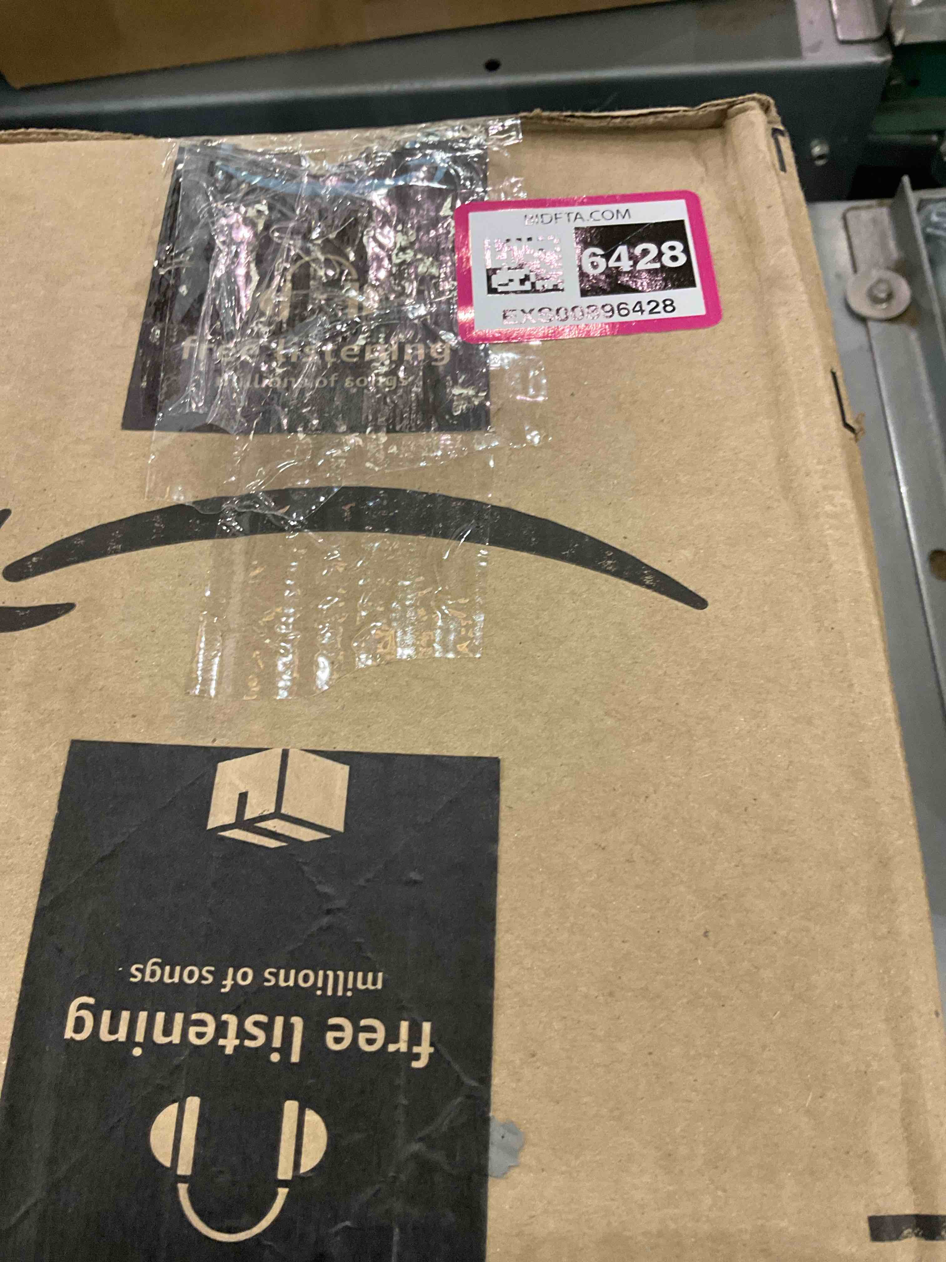https://s3.amazonaws.com/lotting-images-prod/bidfta/EXS00896428_1699976495986.jpeg