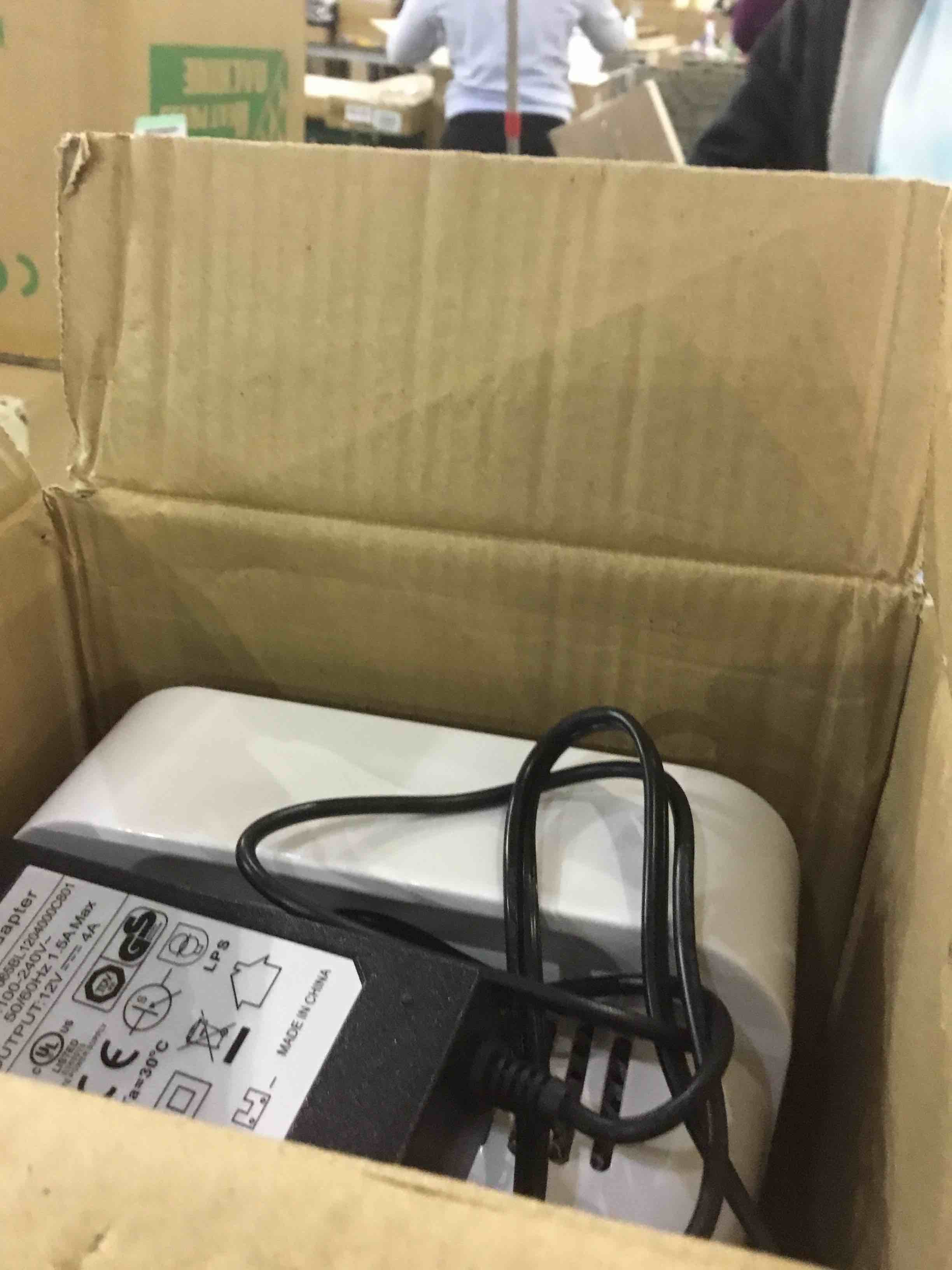 https://s3.amazonaws.com/lotting-images-prod/bidfta/EXS00897726_1704197592391.jpeg