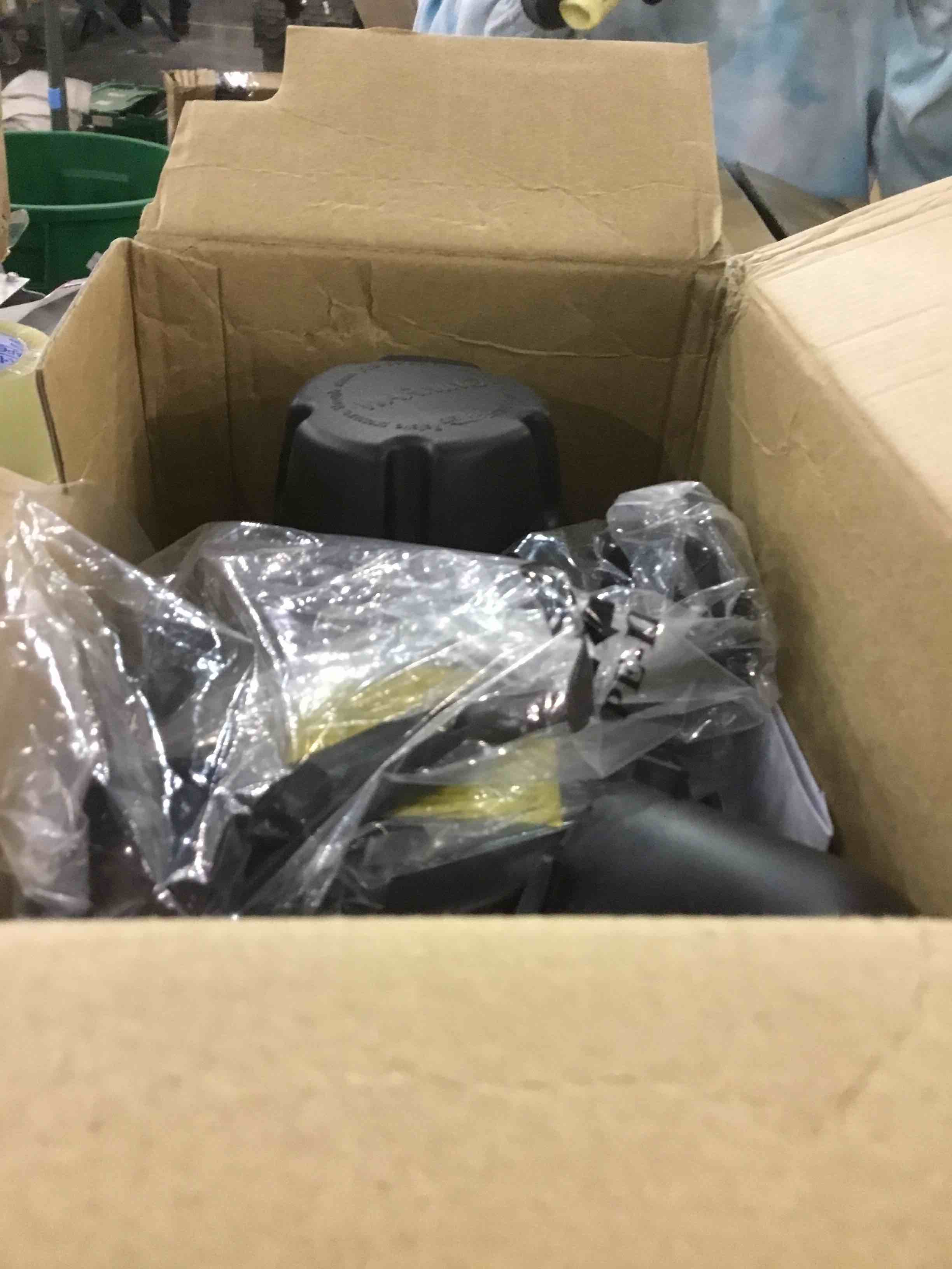 https://s3.amazonaws.com/lotting-images-prod/bidfta/EXS00897749_1704200691859.jpeg