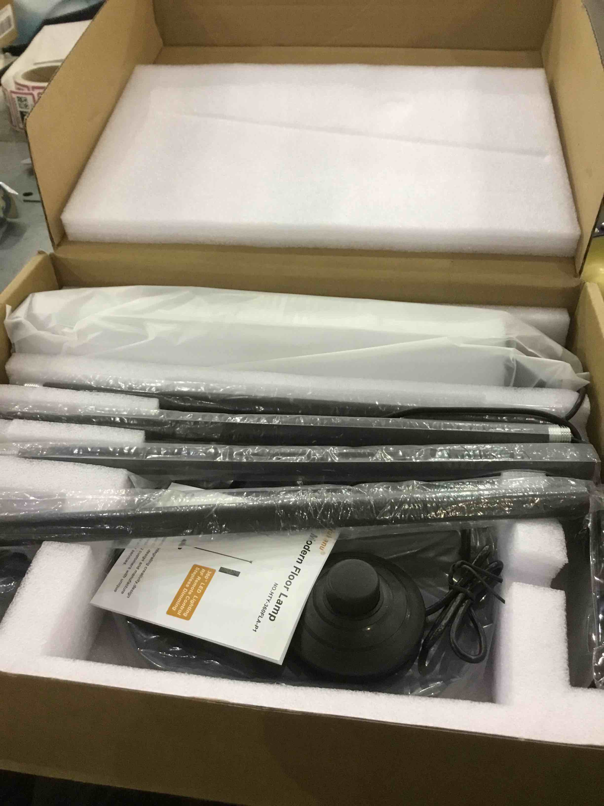 https://s3.amazonaws.com/lotting-images-prod/bidfta/EXS00897762_1704202255039.jpeg