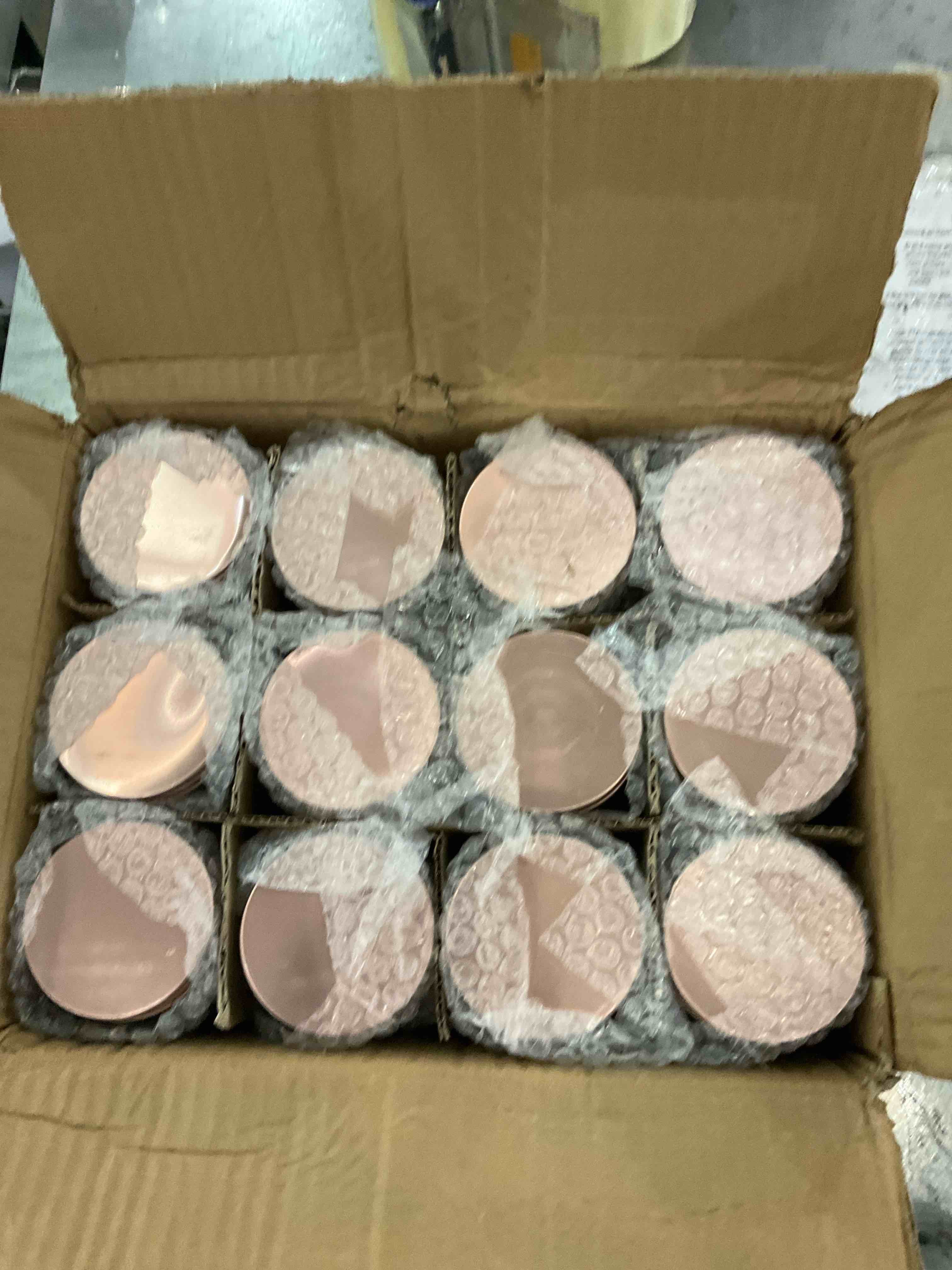 https://s3.amazonaws.com/lotting-images-prod/bidfta/EXS00898490_1700073494944.jpeg