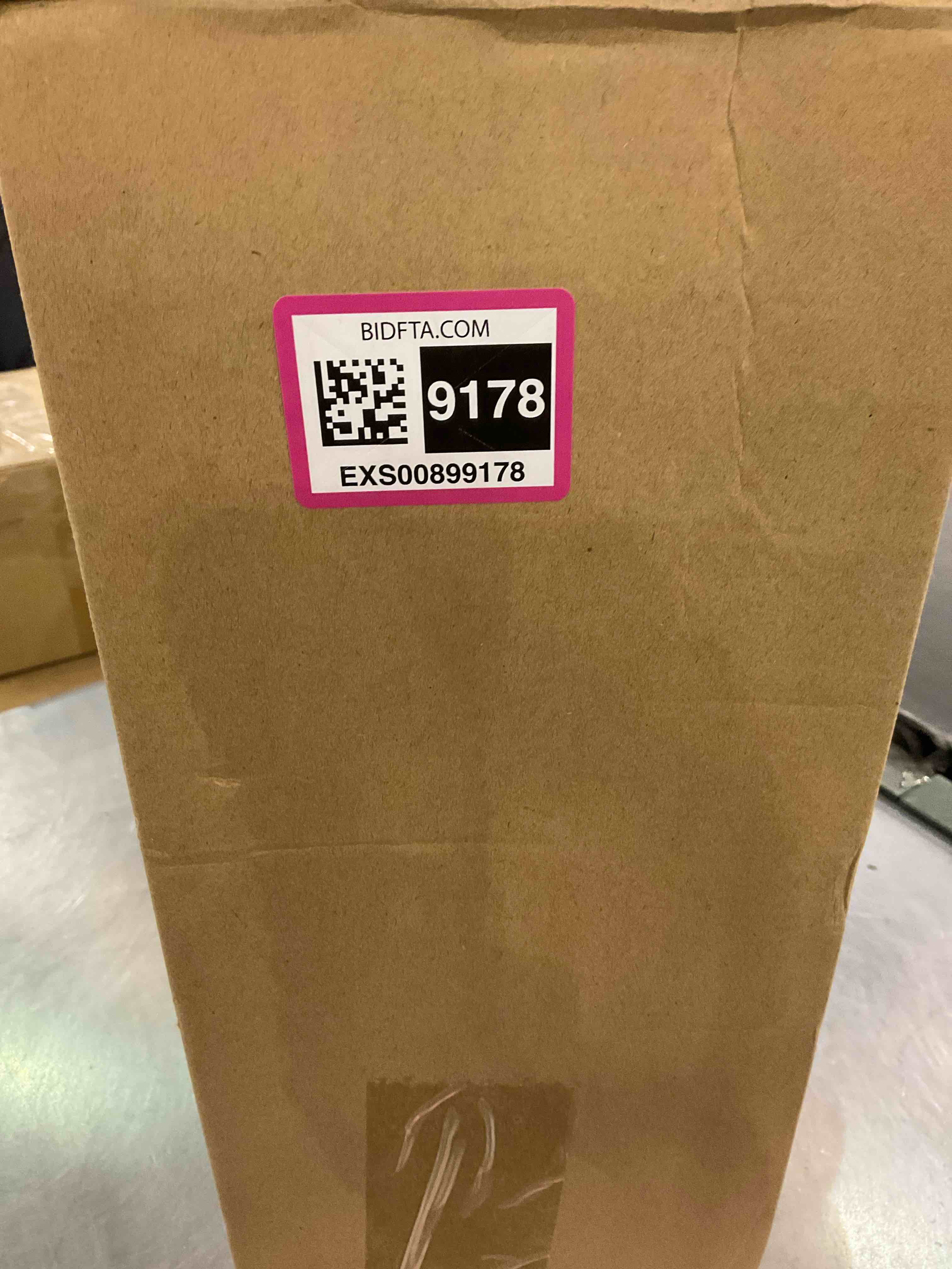 https://s3.amazonaws.com/lotting-images-prod/bidfta/EXS00899178_1700669346898.jpeg