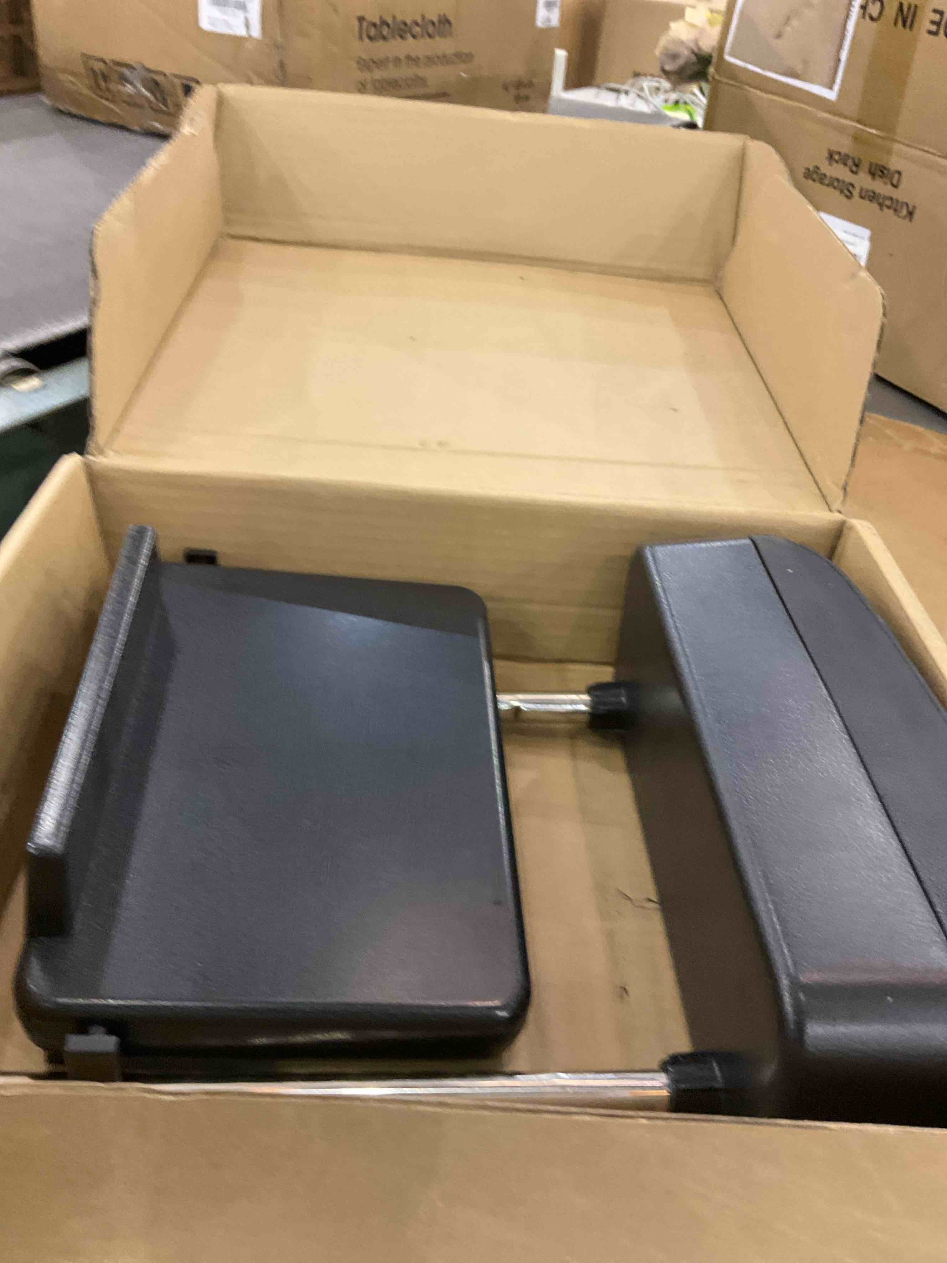 https://s3.amazonaws.com/lotting-images-prod/bidfta/EXS00899620_1699630053205.jpeg