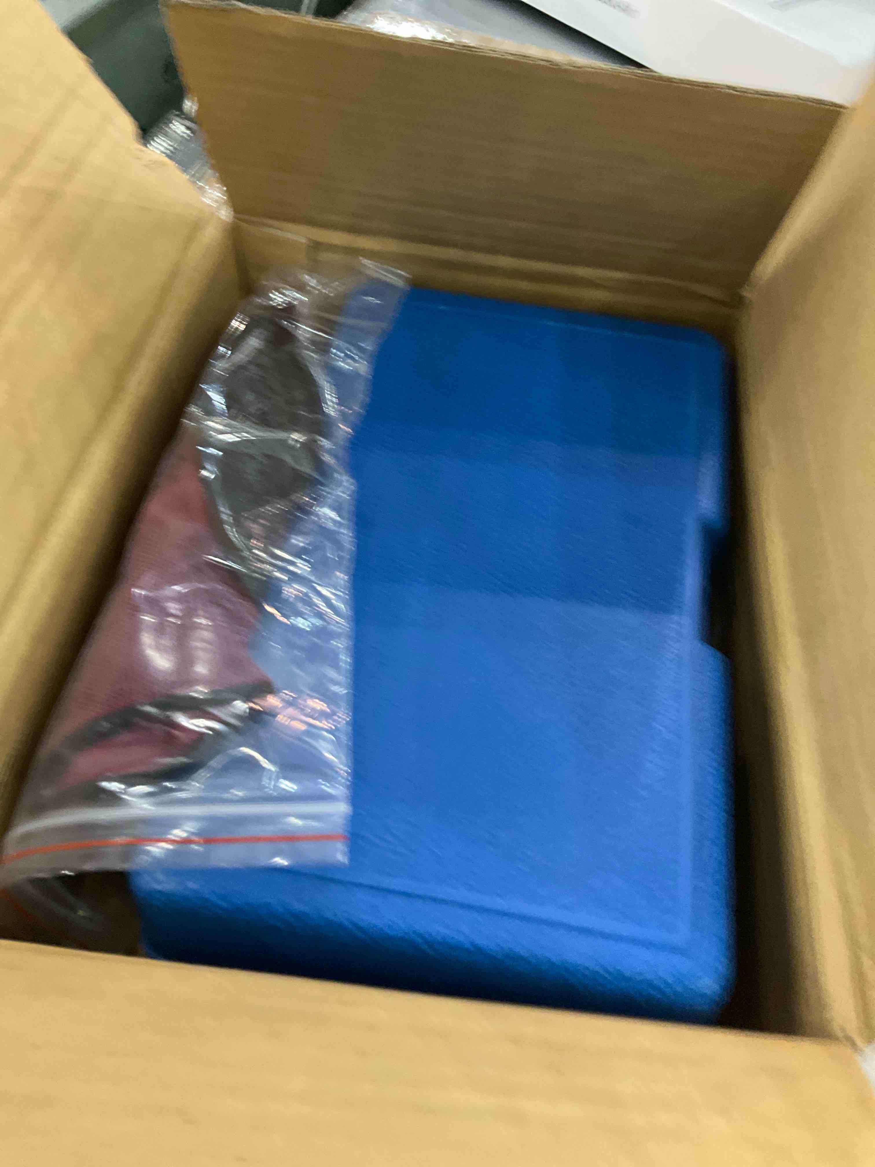https://s3.amazonaws.com/lotting-images-prod/bidfta/EXS00899714_1699880279651.jpeg