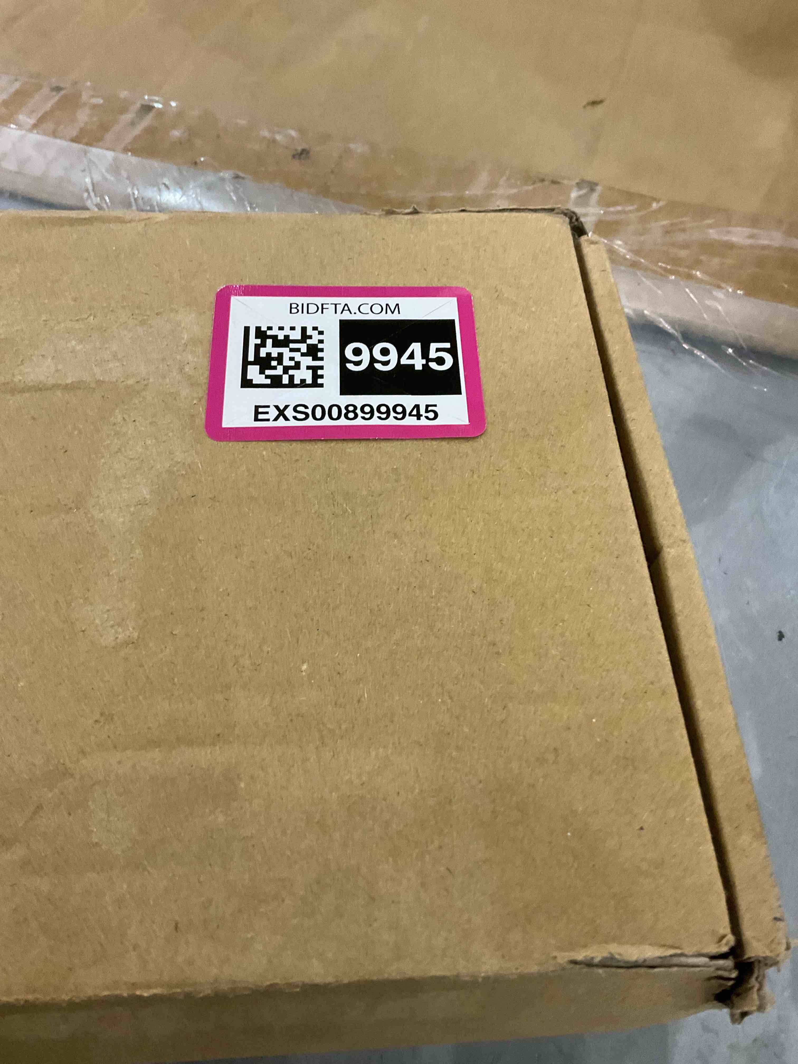 https://s3.amazonaws.com/lotting-images-prod/bidfta/EXS00899945_1699965549604.jpeg