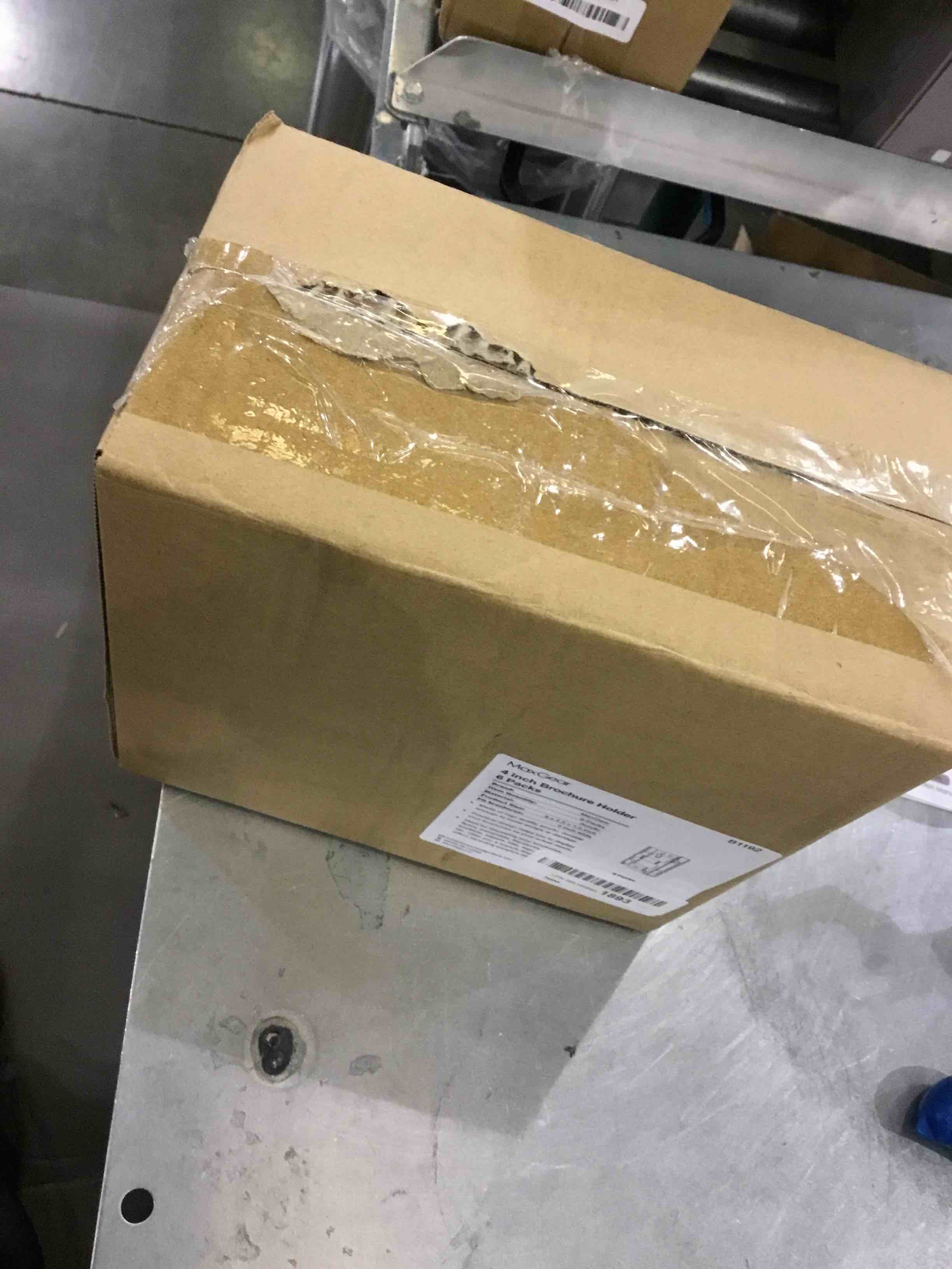 https://s3.amazonaws.com/lotting-images-prod/bidfta/EXS00900008_1701965524143.jpeg