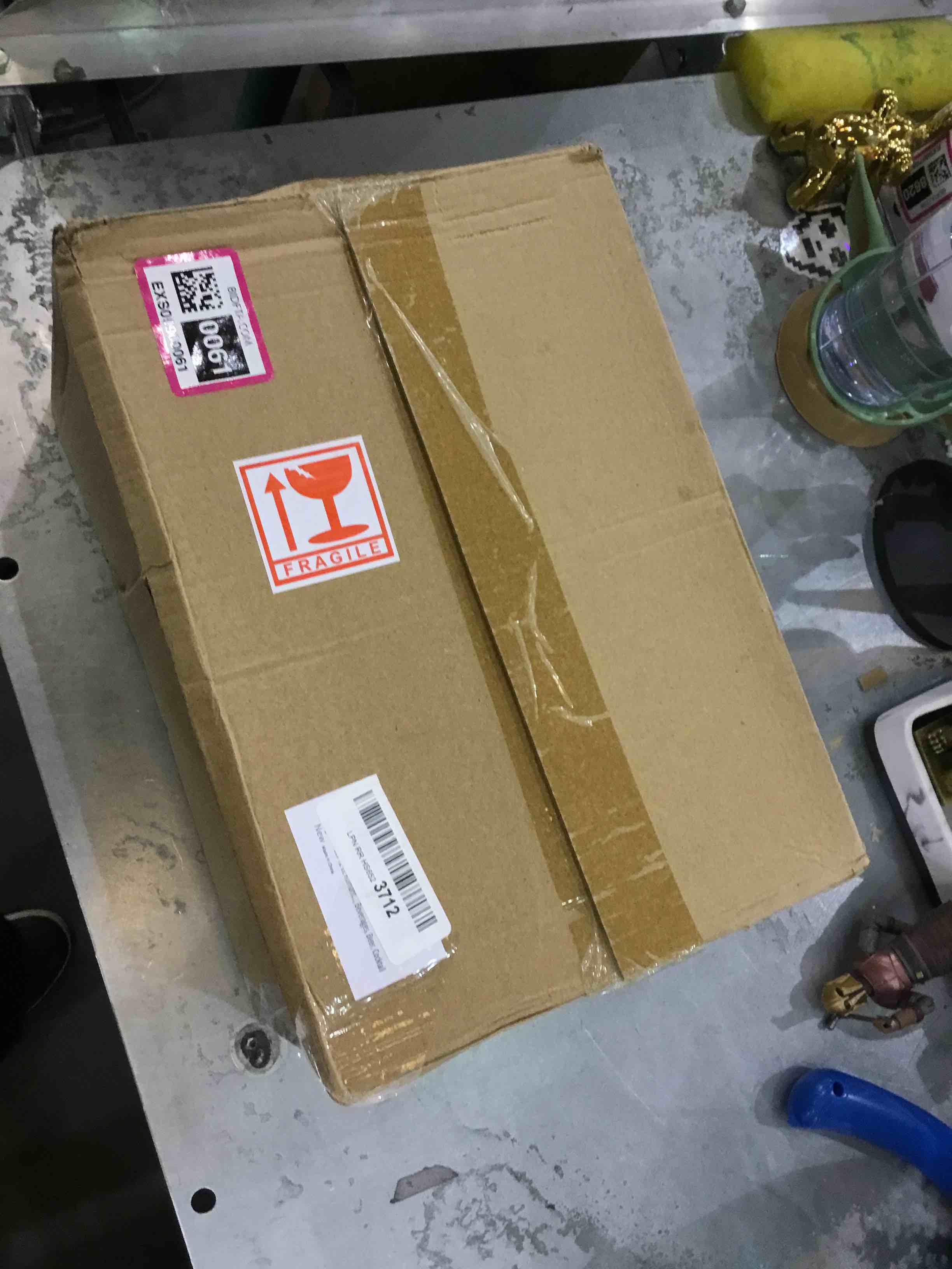 https://s3.amazonaws.com/lotting-images-prod/bidfta/EXS00900061_1701974133312.jpeg