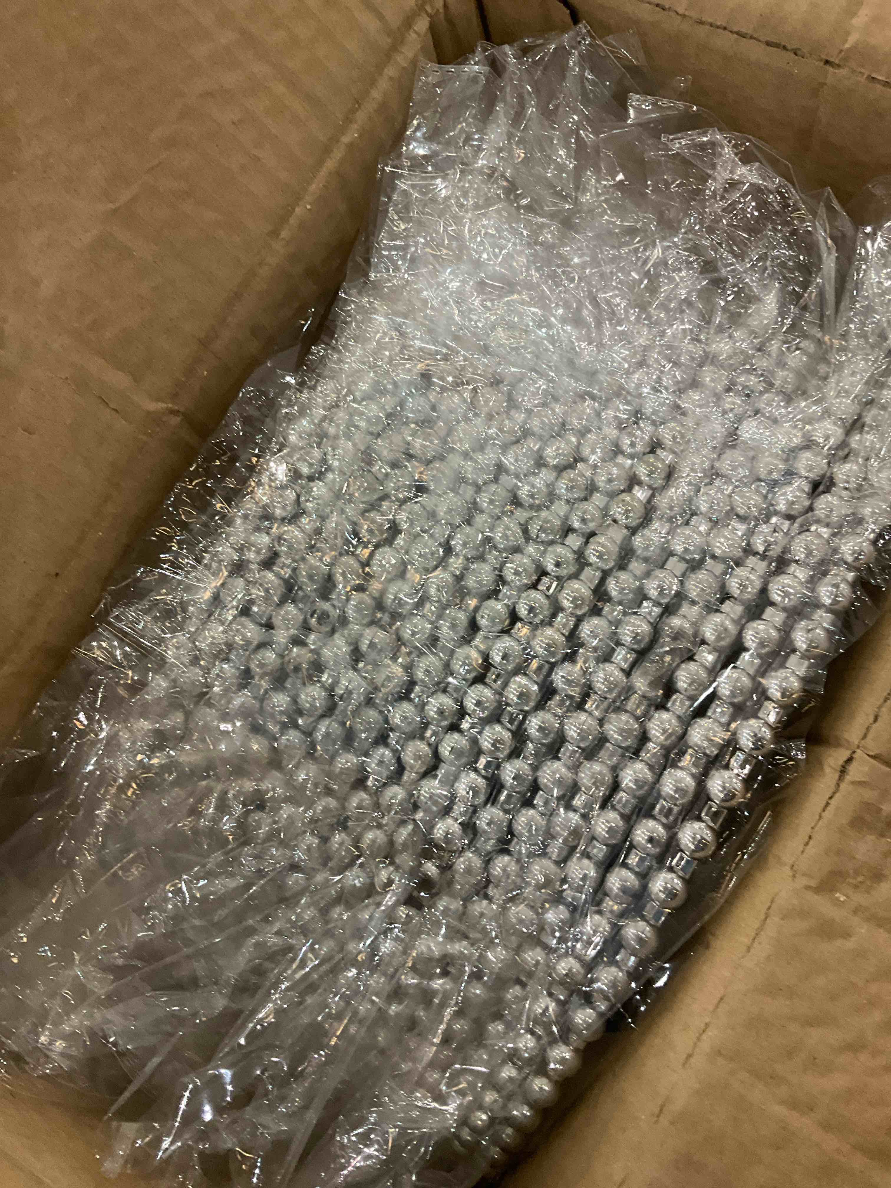 https://s3.amazonaws.com/lotting-images-prod/bidfta/EXS00900512_1701194743925.jpeg
