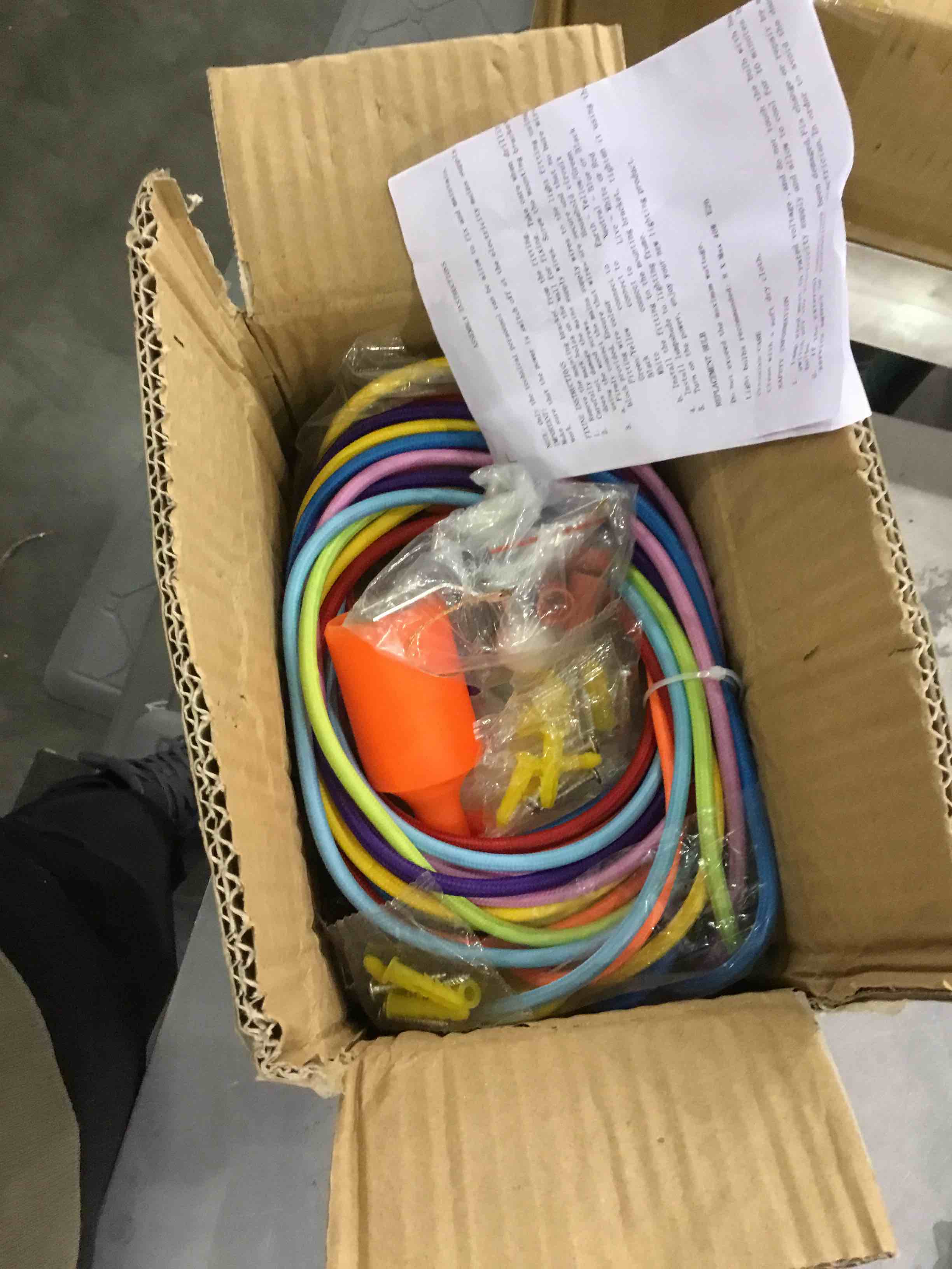 https://s3.amazonaws.com/lotting-images-prod/bidfta/EXS00901032_1700659587786.jpeg