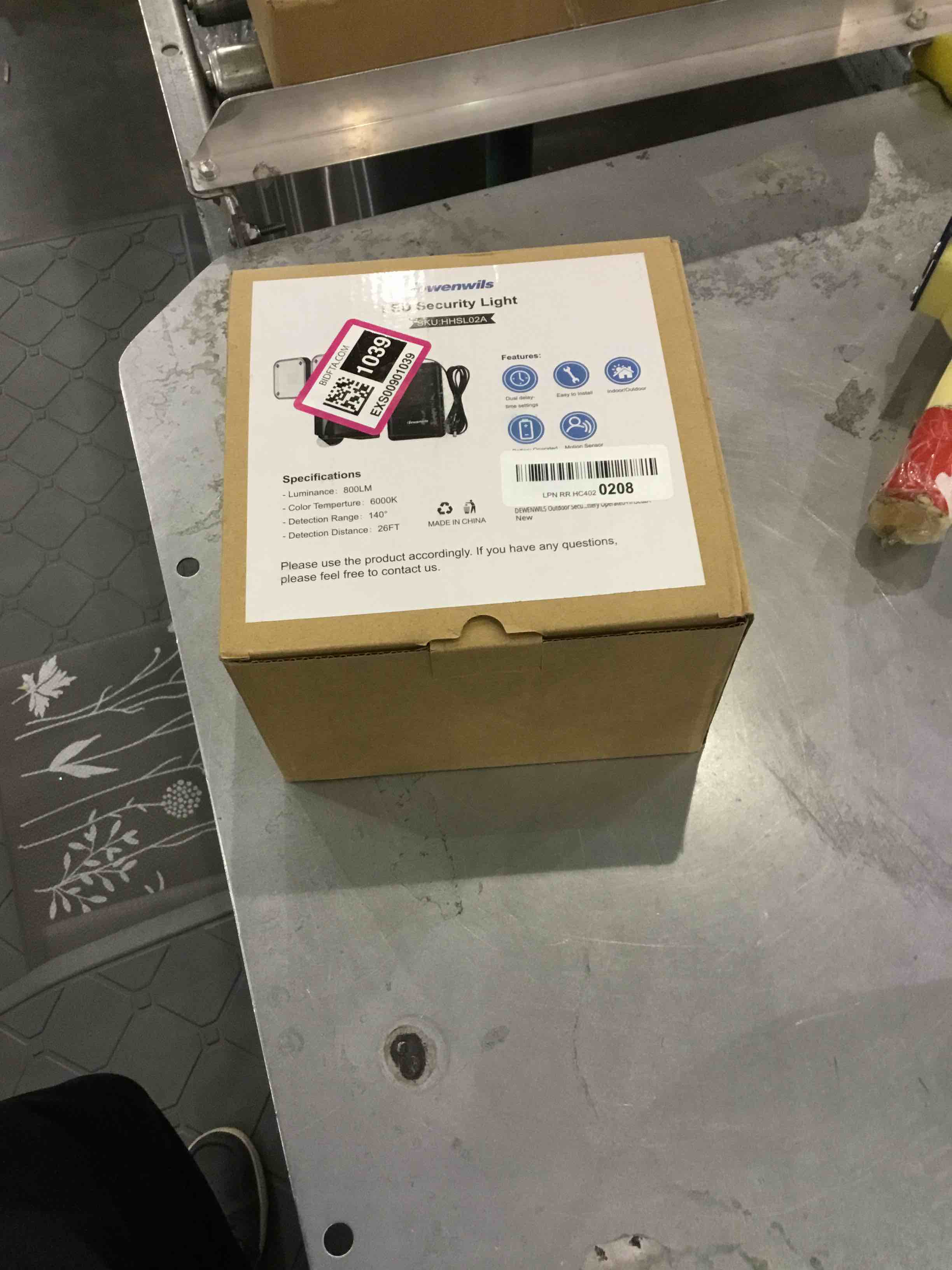 https://s3.amazonaws.com/lotting-images-prod/bidfta/EXS00901039_1700660092786.jpeg