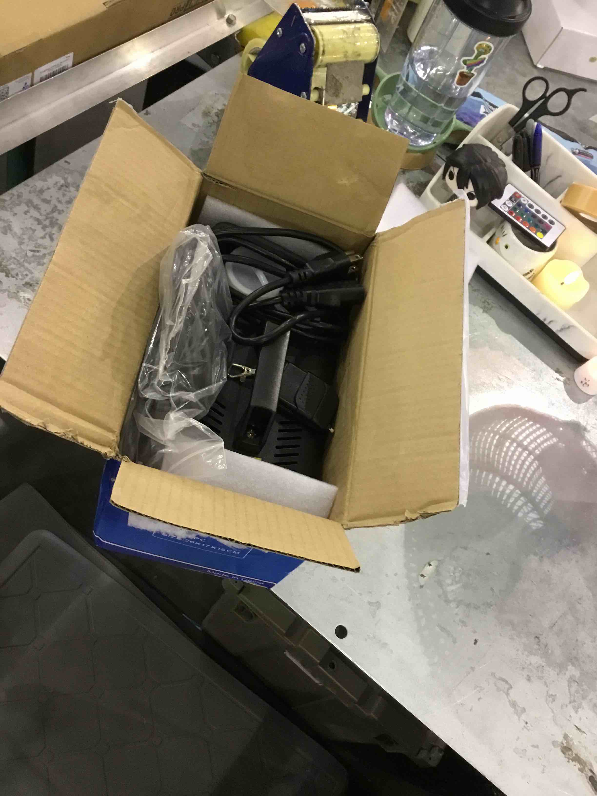 https://s3.amazonaws.com/lotting-images-prod/bidfta/EXS00901055_1700665339338.jpeg