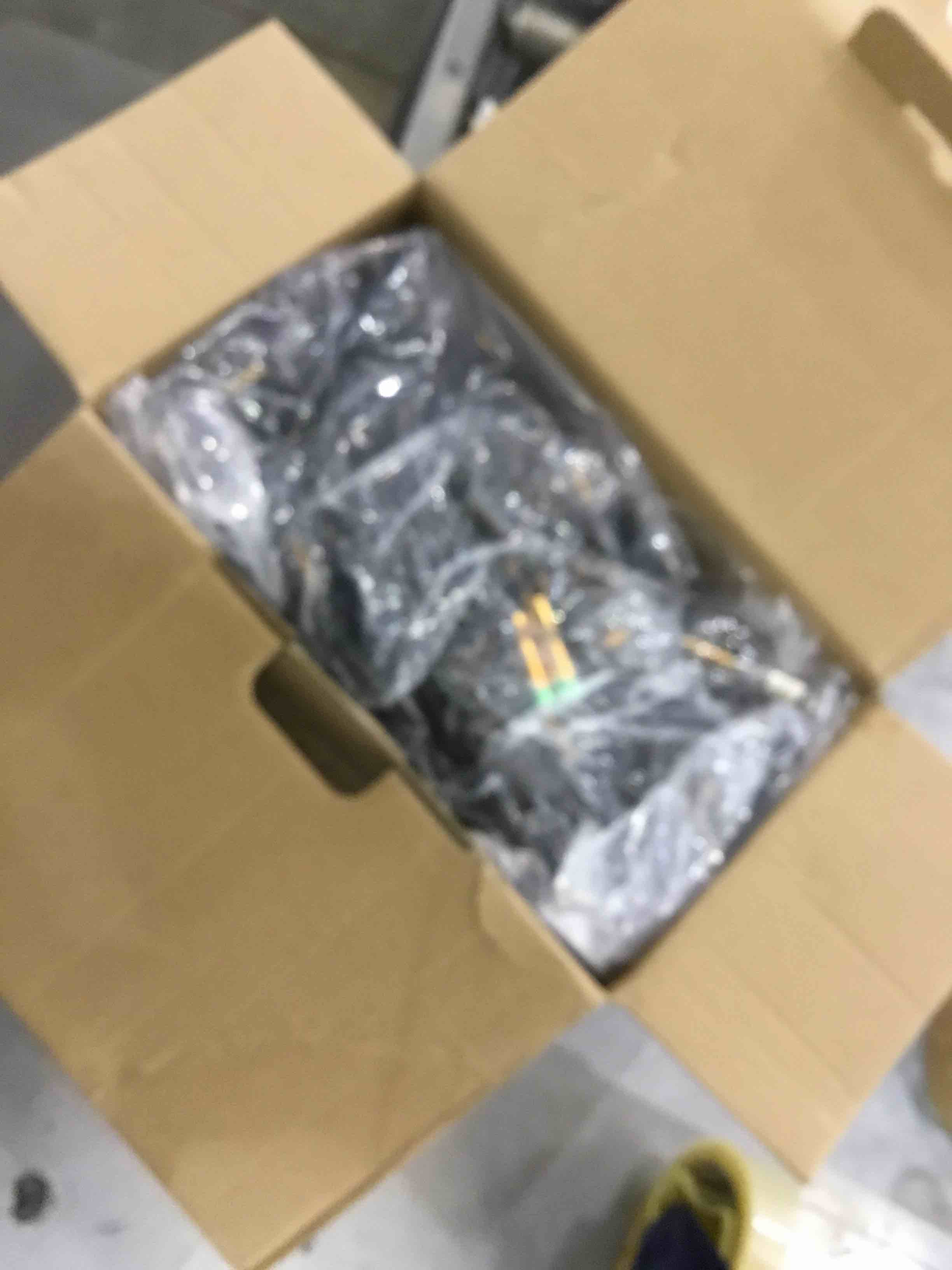 https://s3.amazonaws.com/lotting-images-prod/bidfta/EXS00901272_1701281900492.jpeg