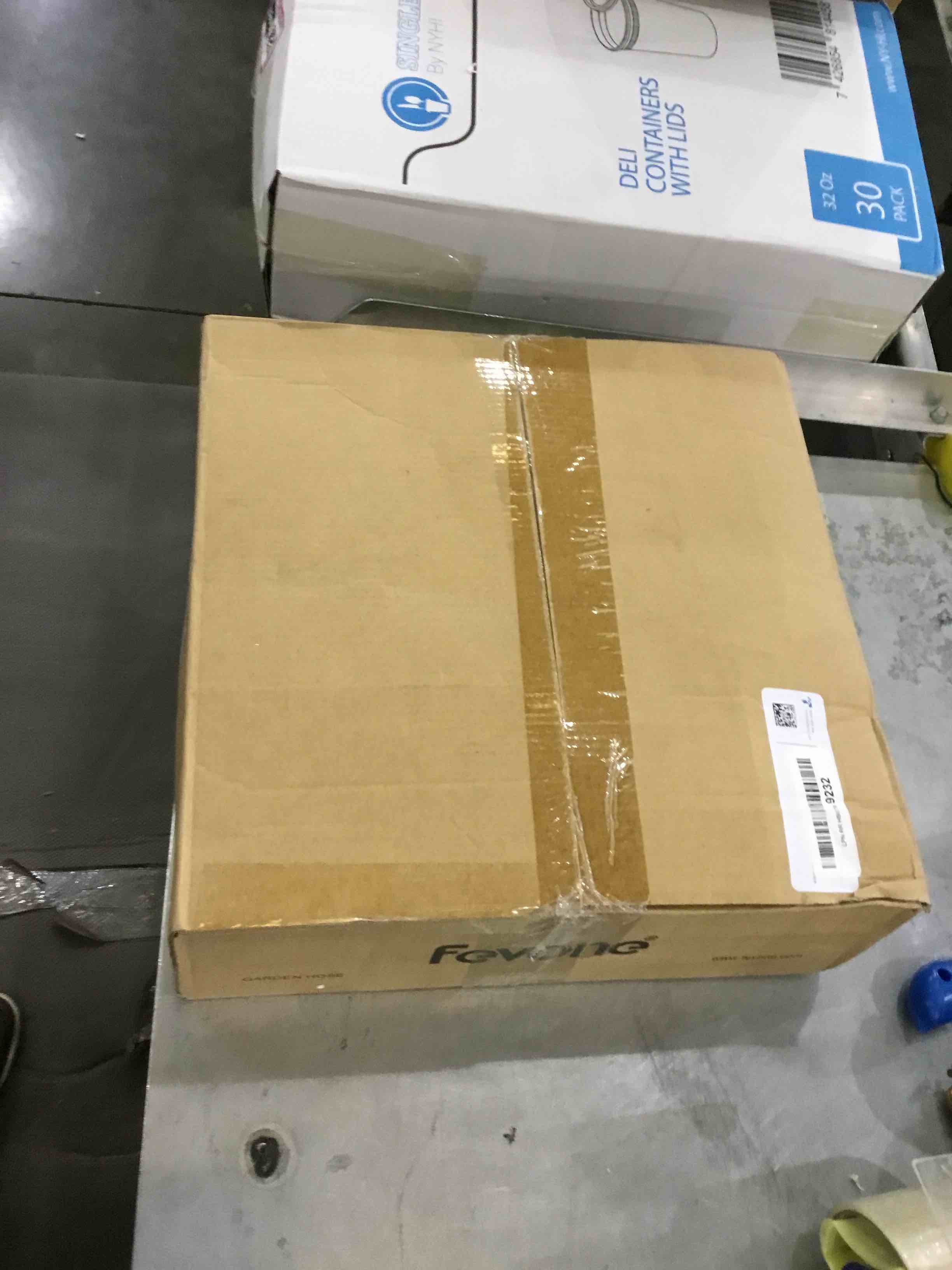 https://s3.amazonaws.com/lotting-images-prod/bidfta/EXS00901462_1701361396452.jpeg