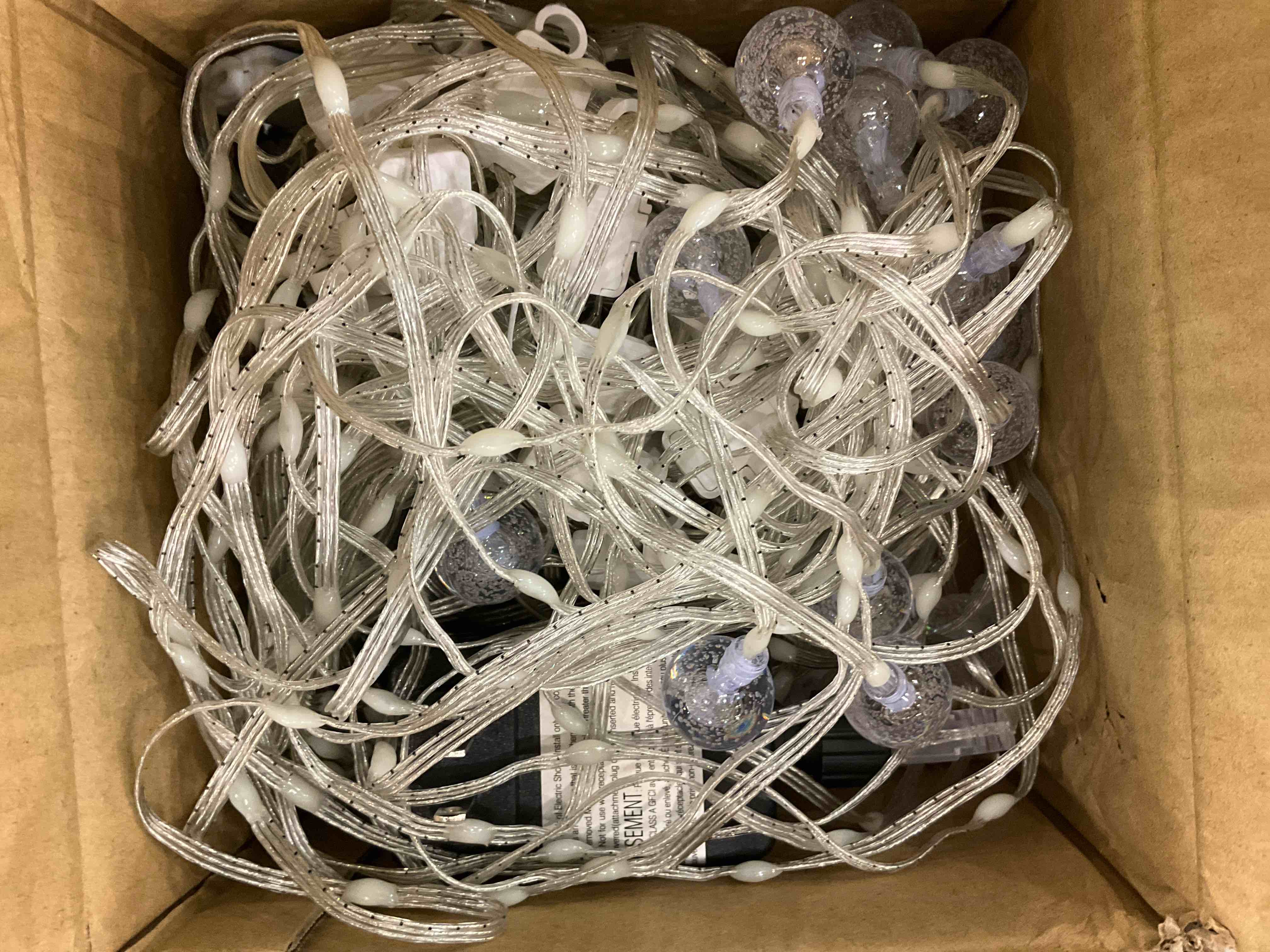 https://s3.amazonaws.com/lotting-images-prod/bidfta/EXS00902053_1700498424306.jpeg